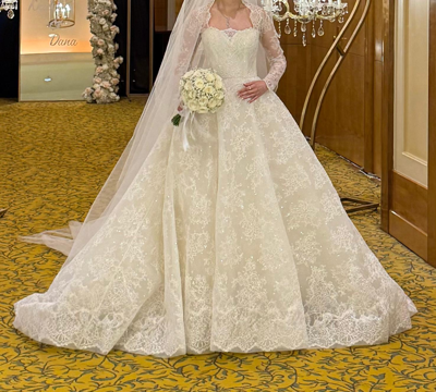 Robe de mariée Eli Saab d'occasion pas chère taille 36 - Joyne