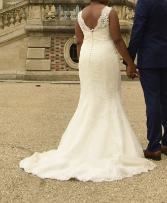 Robe de mariée White One d'occasion pas chère taille 40 - Joyne