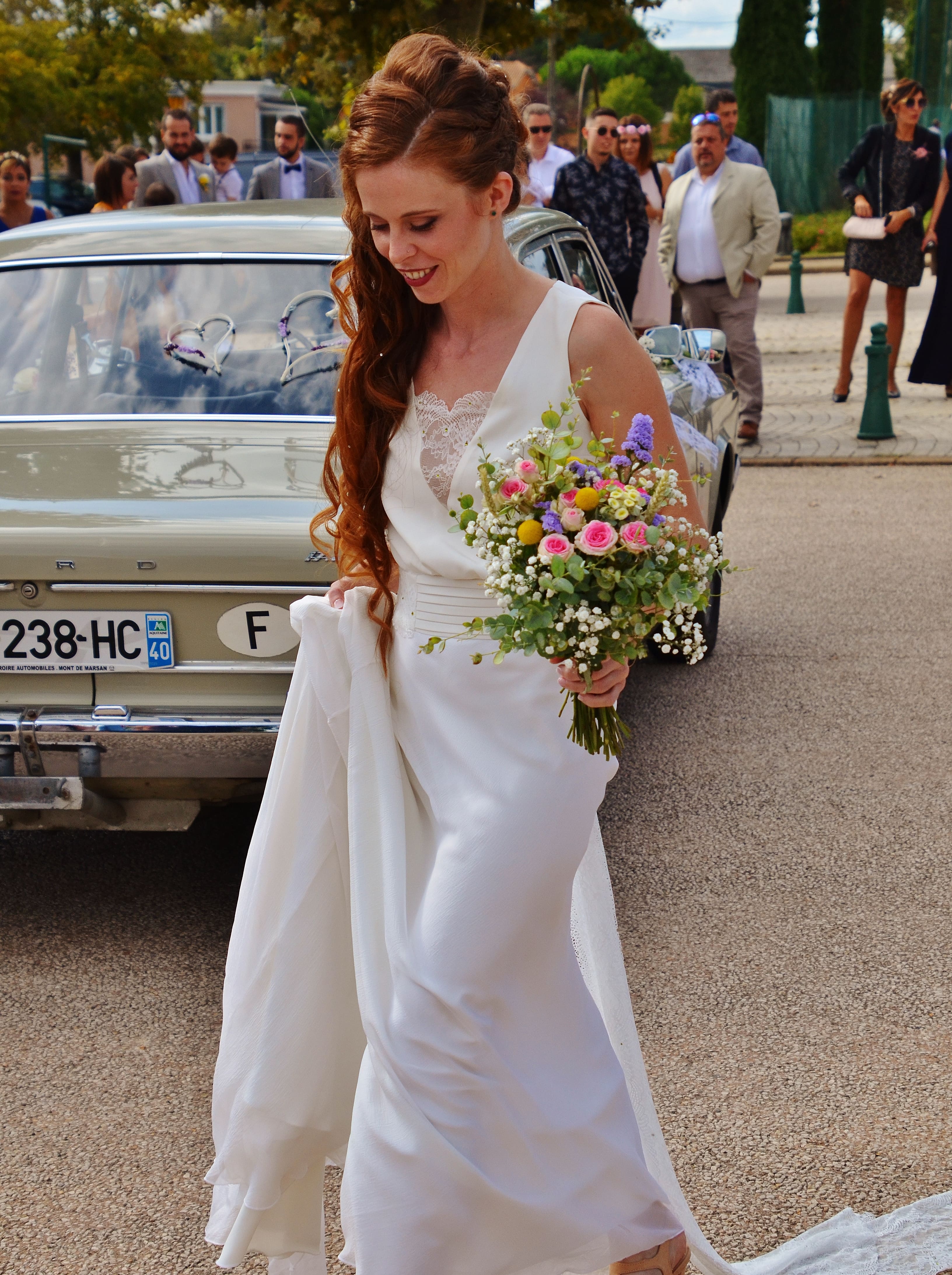 Robe de mariée fait main par une couturière d'occasion pas chère taille 36 - Joyne