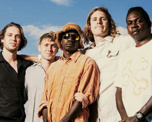 KING STINGRAY Headshot