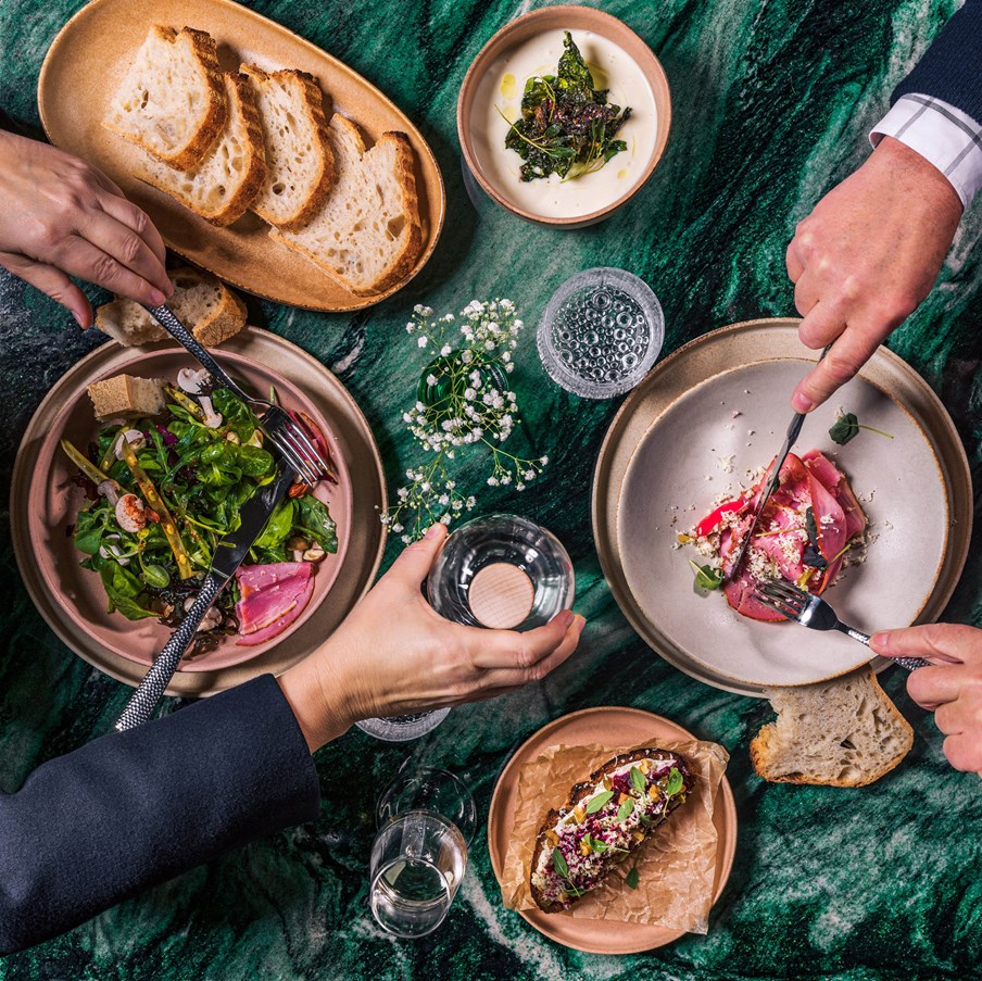 the cōmodo - Luxury ski hotel gallery image 22 showing alpine architecture, interior design, or mountain views