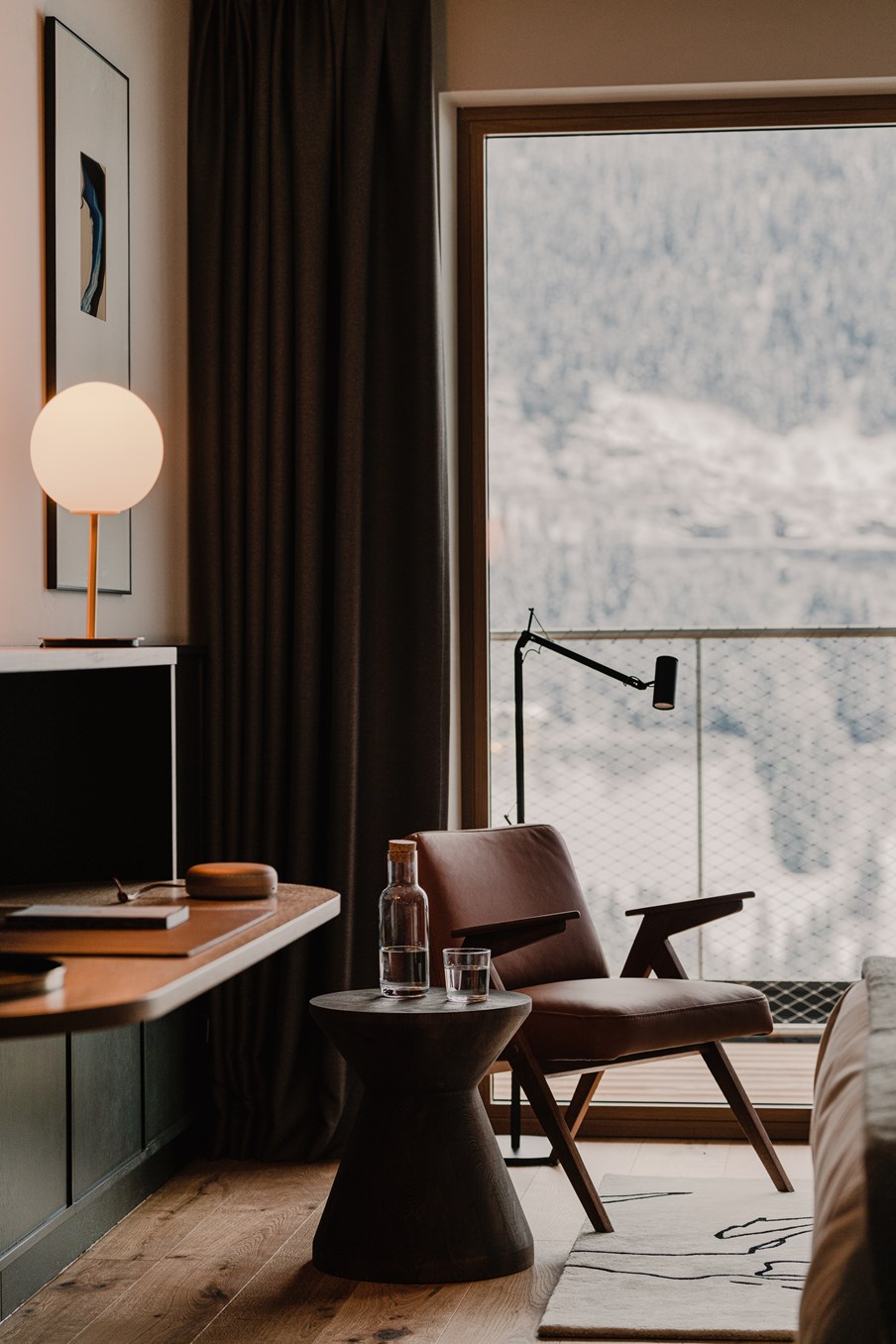 the cōmodo - Luxury ski hotel gallery image 11 showing alpine architecture, interior design, or mountain views