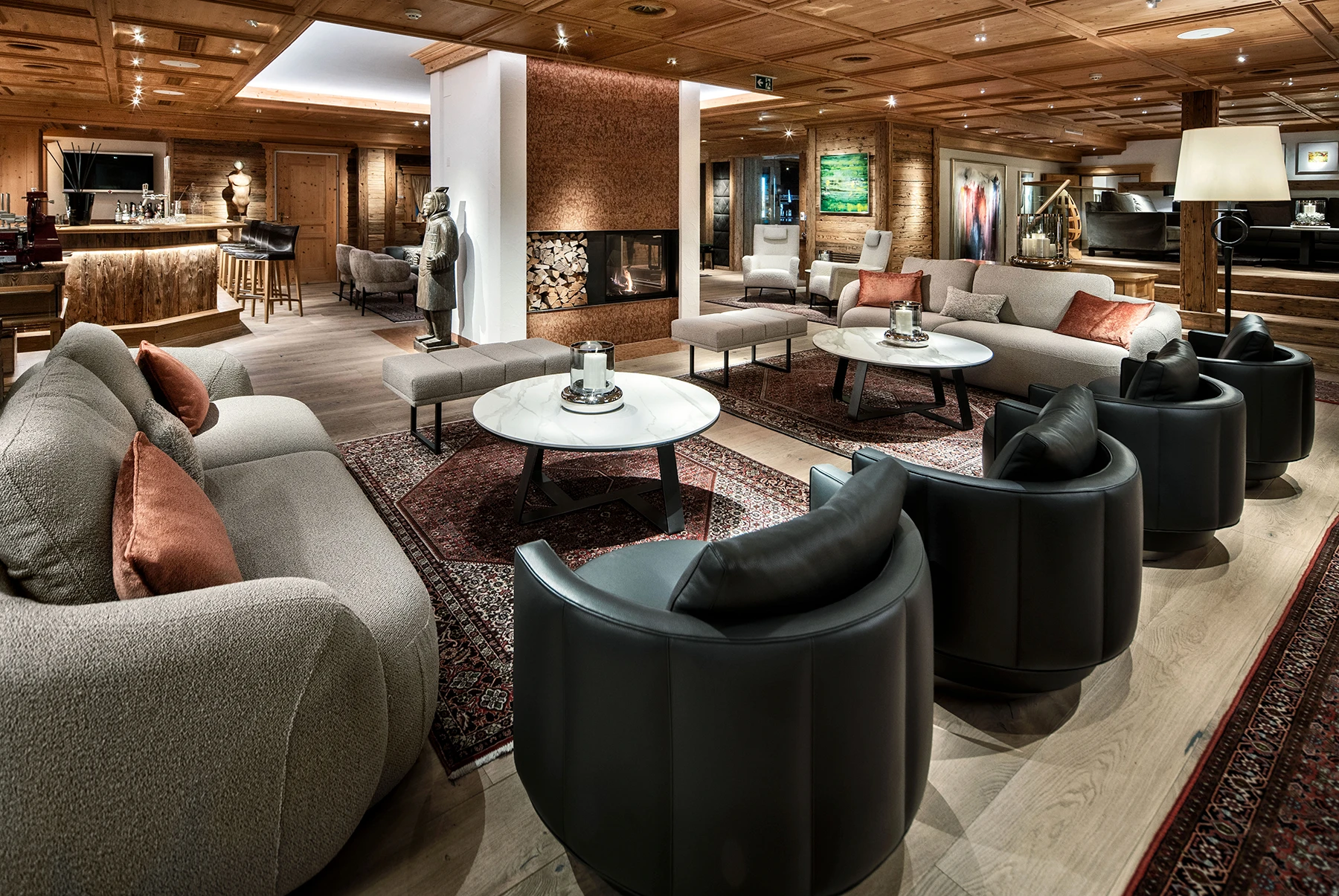 Burg Vital Resort - Luxury ski hotel gallery image 11 showing alpine architecture, interior design, or mountain views