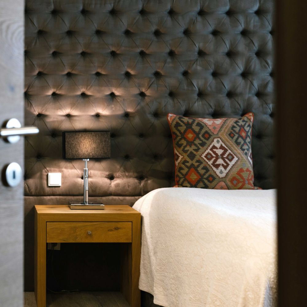 Das Central - Luxury ski hotel gallery image 16 showing alpine architecture, interior design, or mountain views