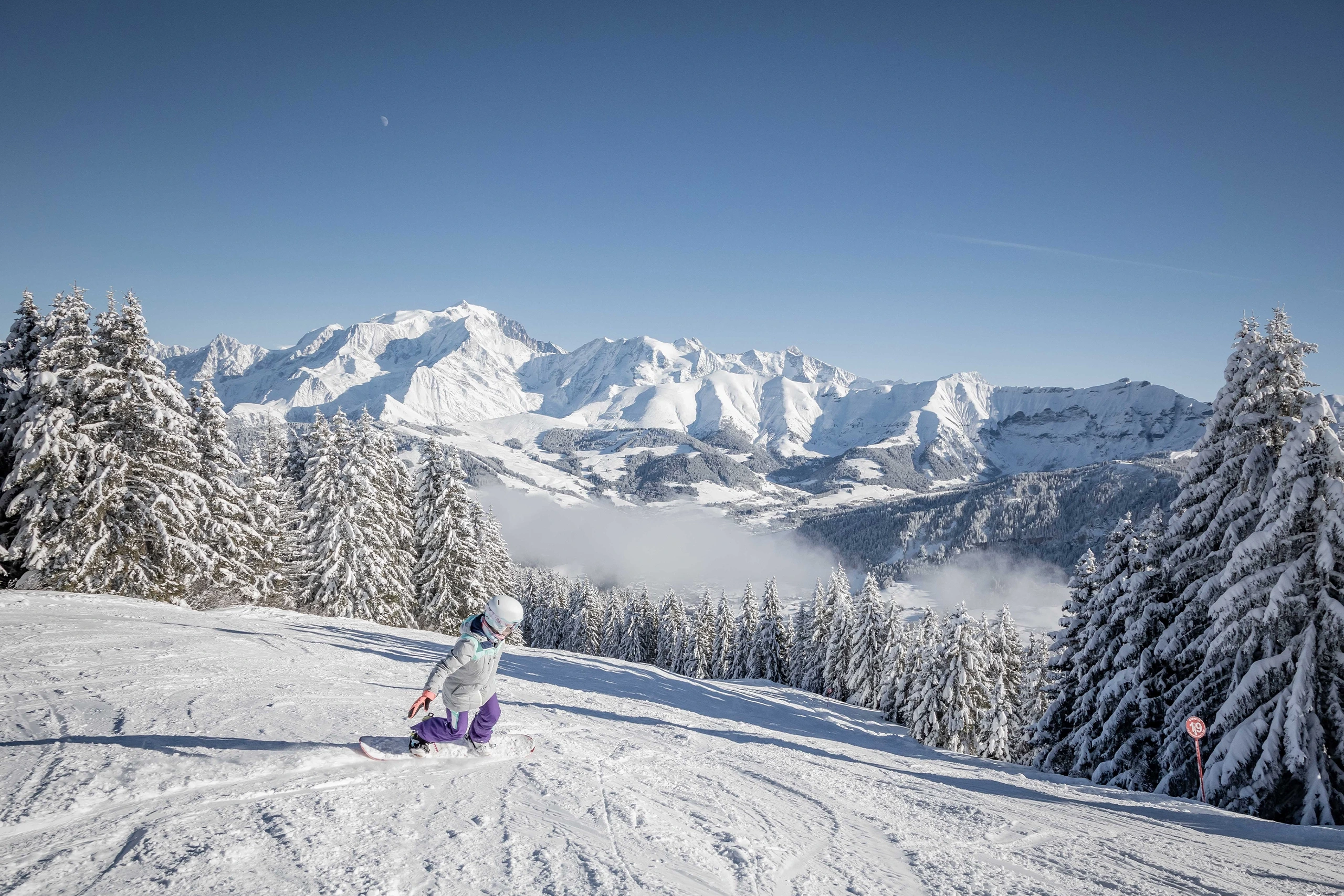 Zannier Hotels Le Chalet - Luxury ski hotel gallery image 24 showing alpine architecture, interior design, or mountain views