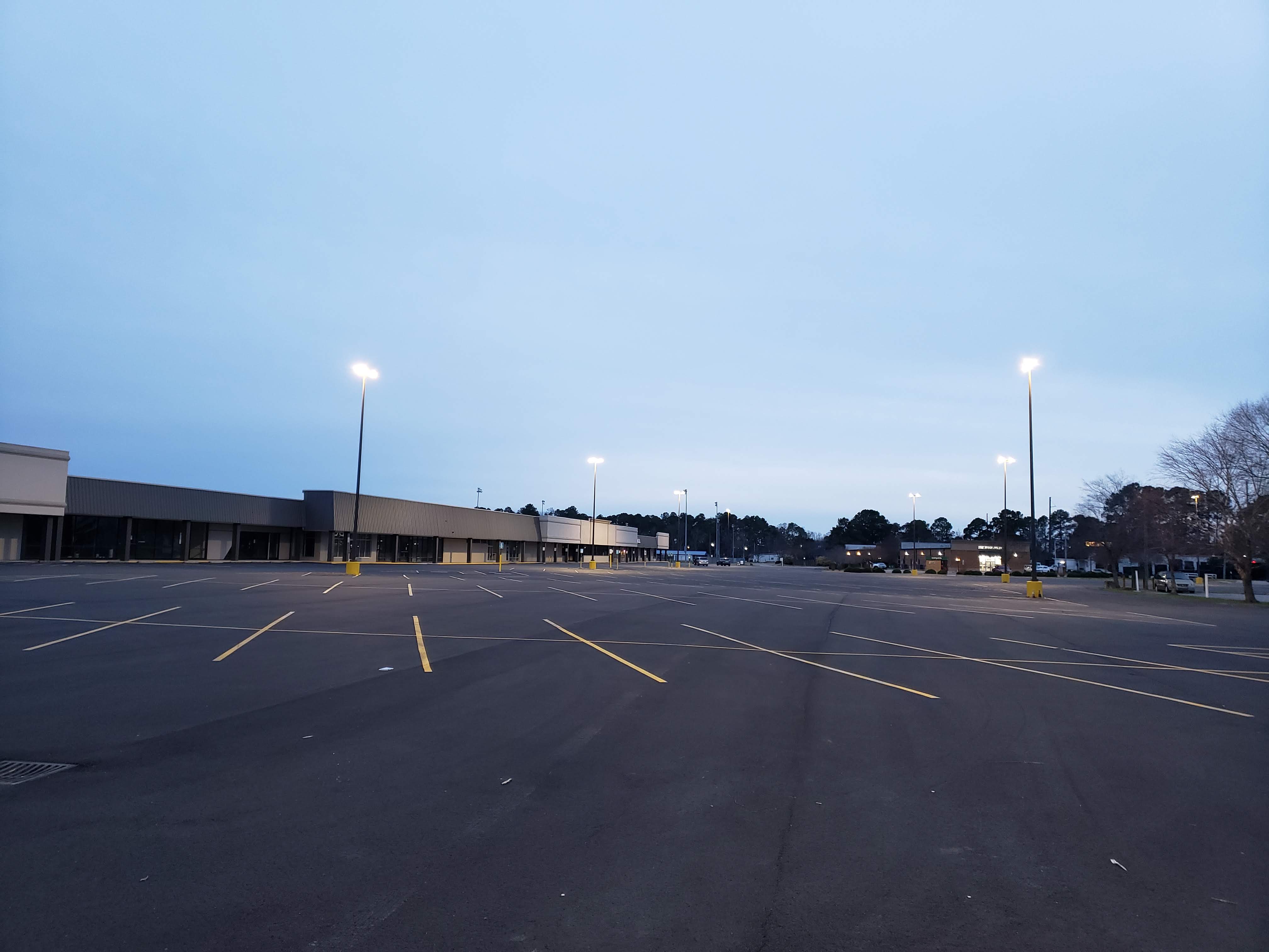 Edenton Village Shopping Center