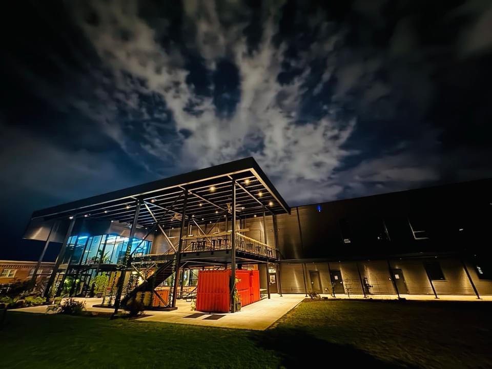 Logboat Brewing Co. Provides an Outdoor Area for Activities & Cold Beer in Columbia, MO.