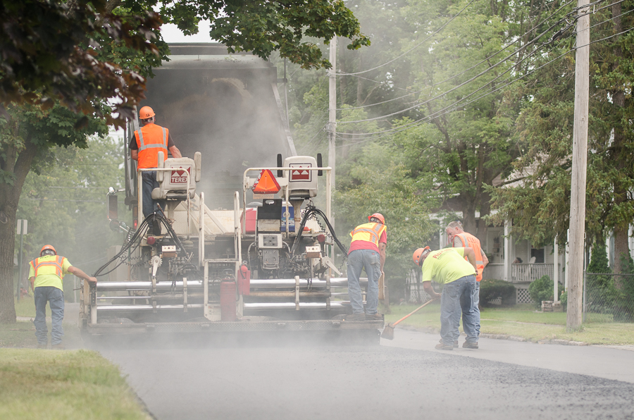 COMMERCIAL PAVING SERVICE