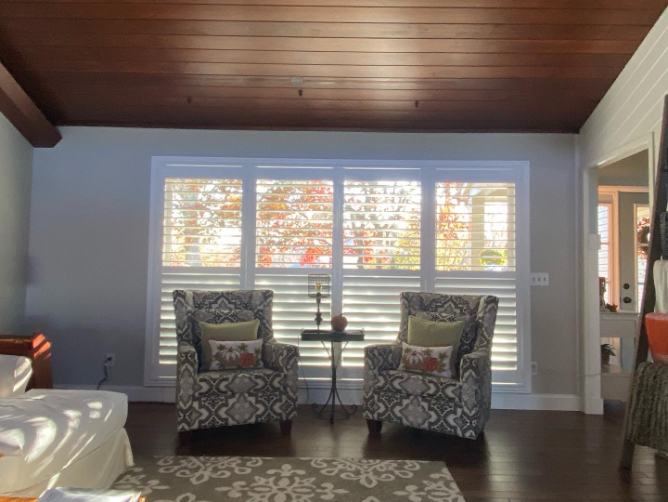 Love is Blinds Keller TX (817) 969-3372 Custom Shutters