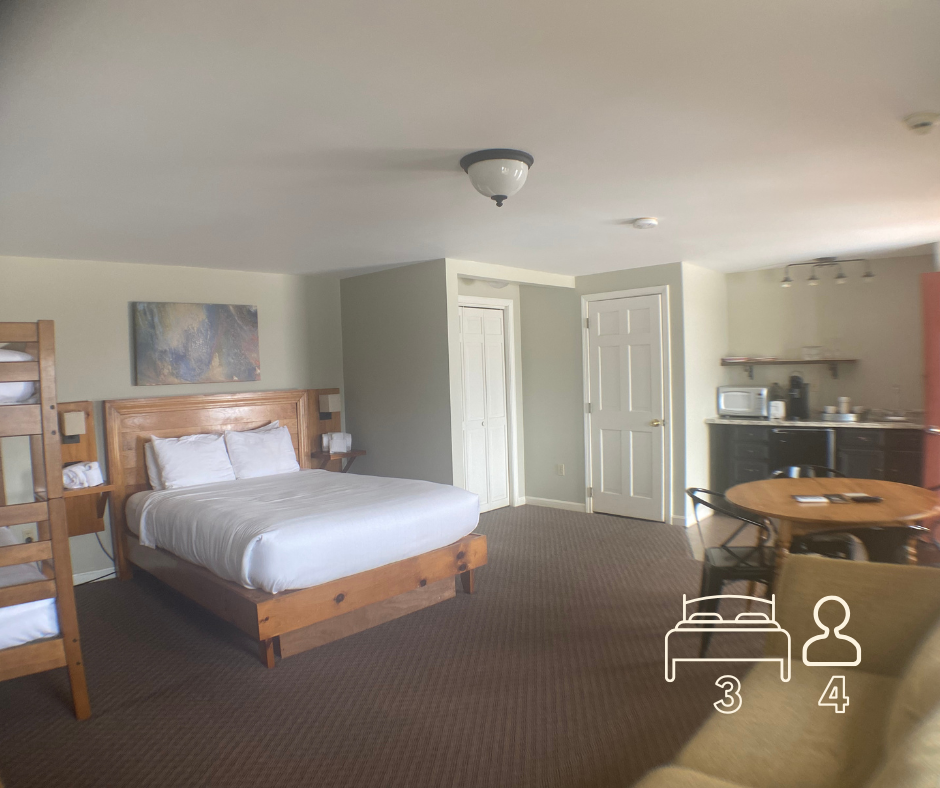 Queen/Bunk Suite w/patio