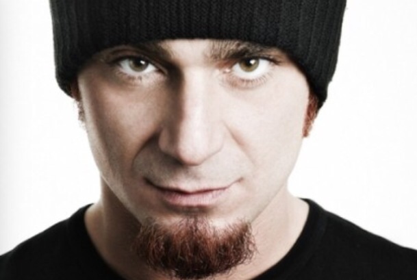 The rapper J ax married us thanks to The Wishwall Foundation