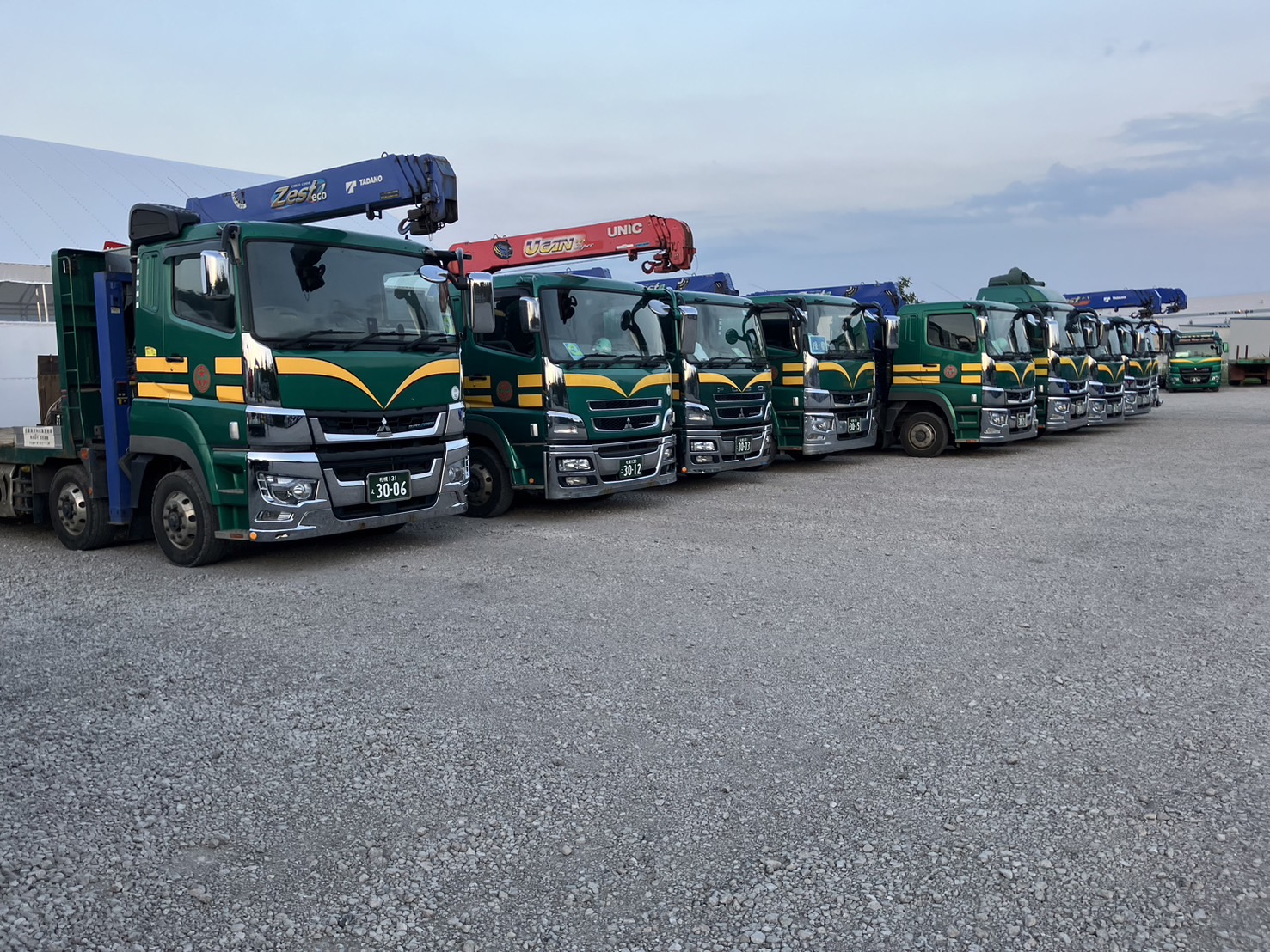 ユニック車 6.8t - 12.3t 9台