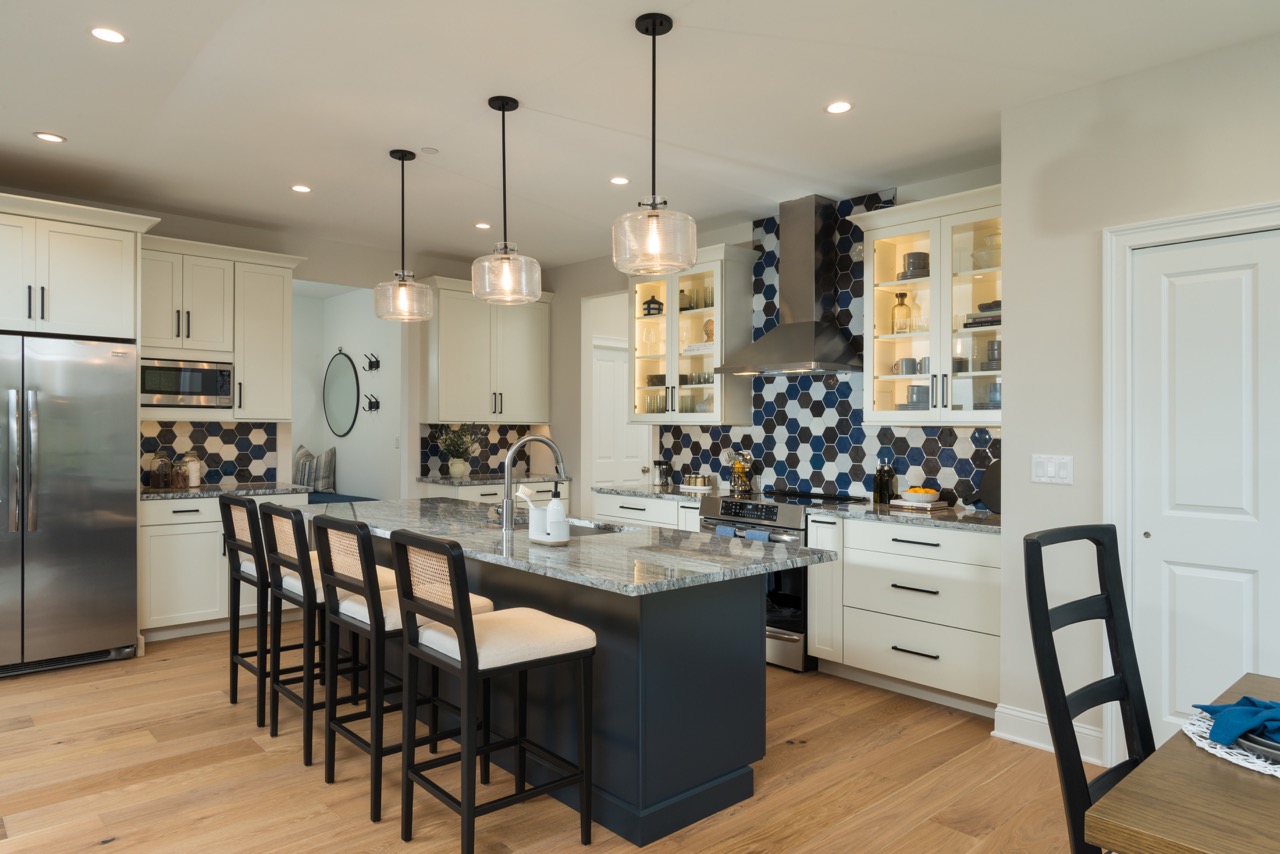8 Scarlet - Castleton Ranch - Gourmet Kitchen