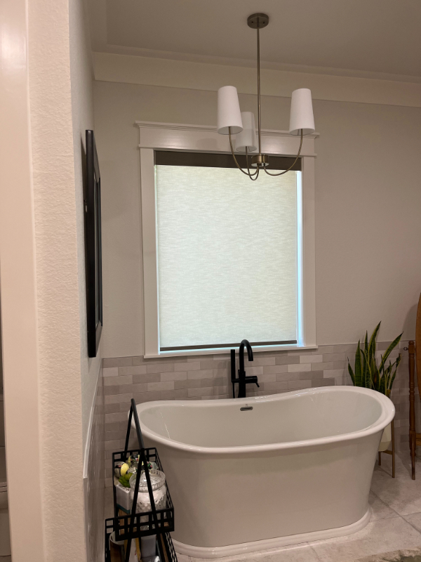 Love is Blinds Duluth, GA (770) 766-4426 Shade Installation