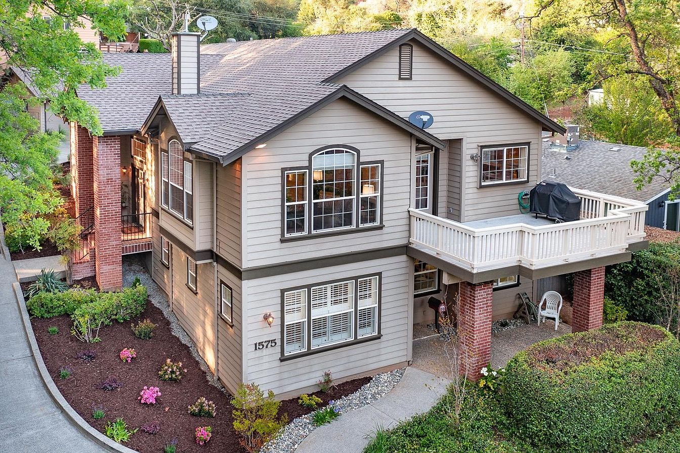 1575 Auburn Ravine Rd, Auburn