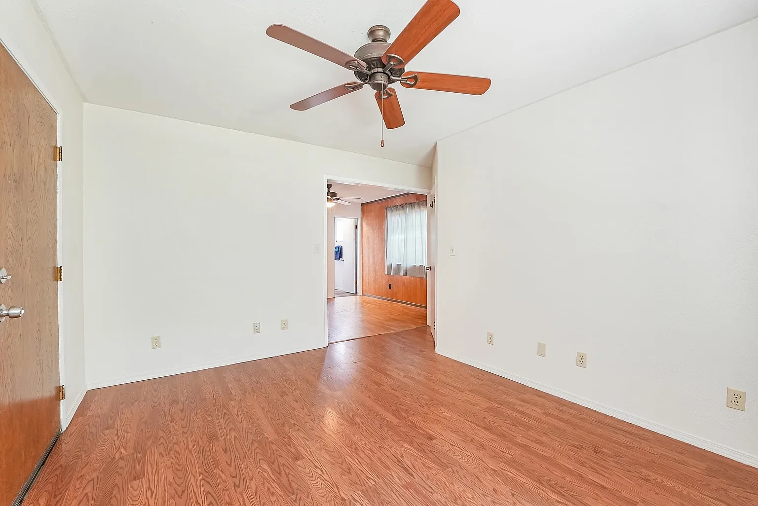 Real estate property located at 3732 W Paradise Avenue, Sw Visalia, Visalia, CA