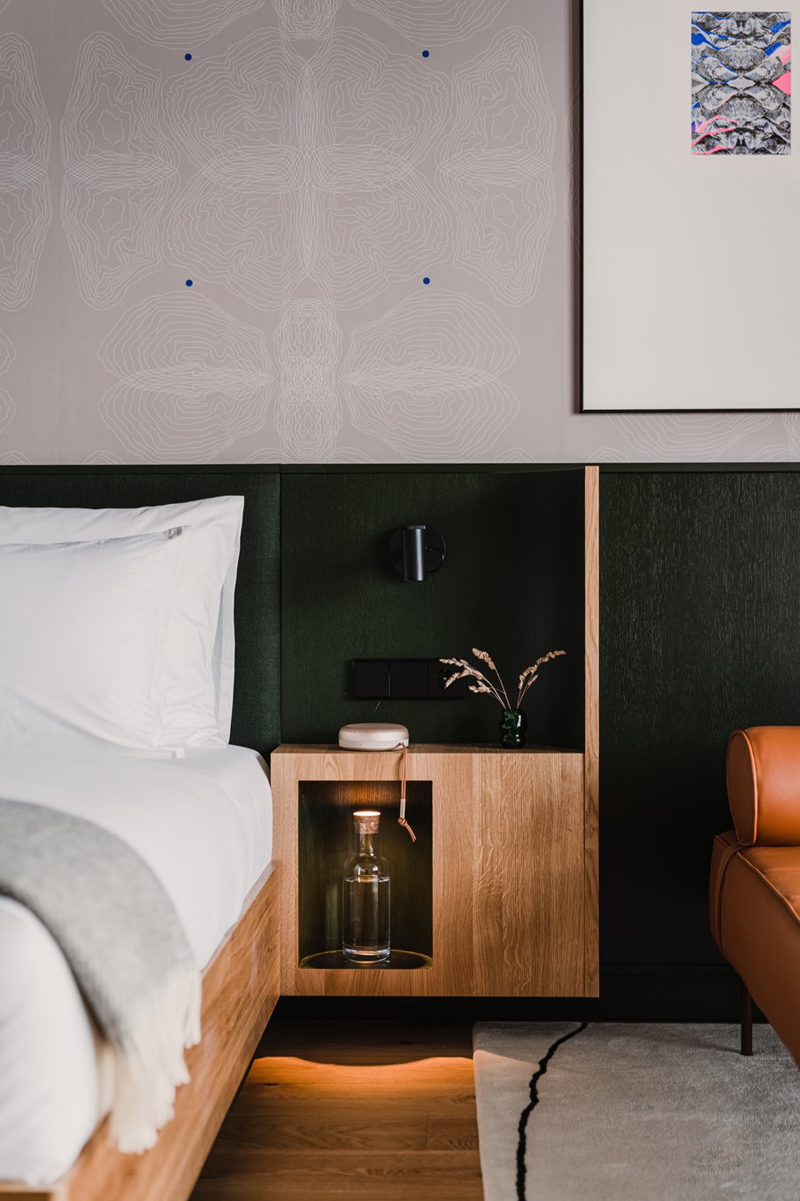 the cōmodo - Luxury ski hotel gallery image 6 showing alpine architecture, interior design, or mountain views