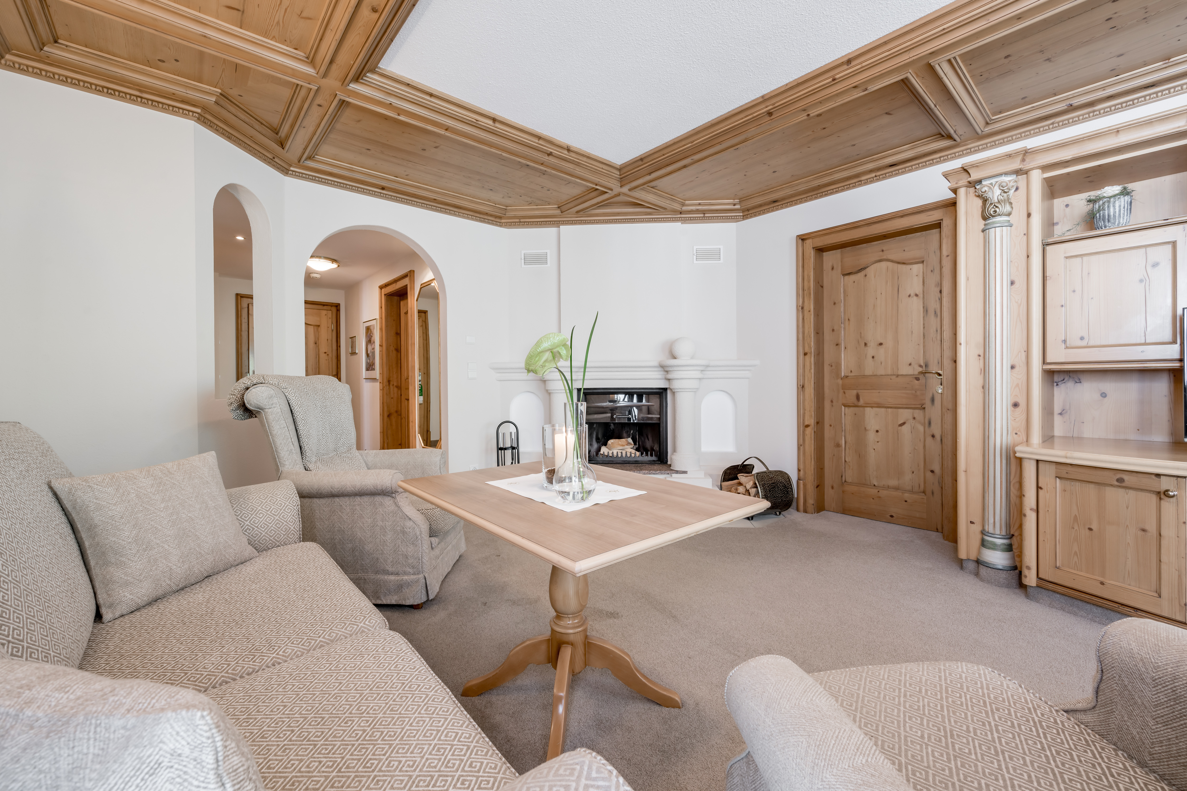 Hotel Trofana Royal Resort - Luxury ski hotel gallery image 9 showing alpine architecture, interior design, or mountain views