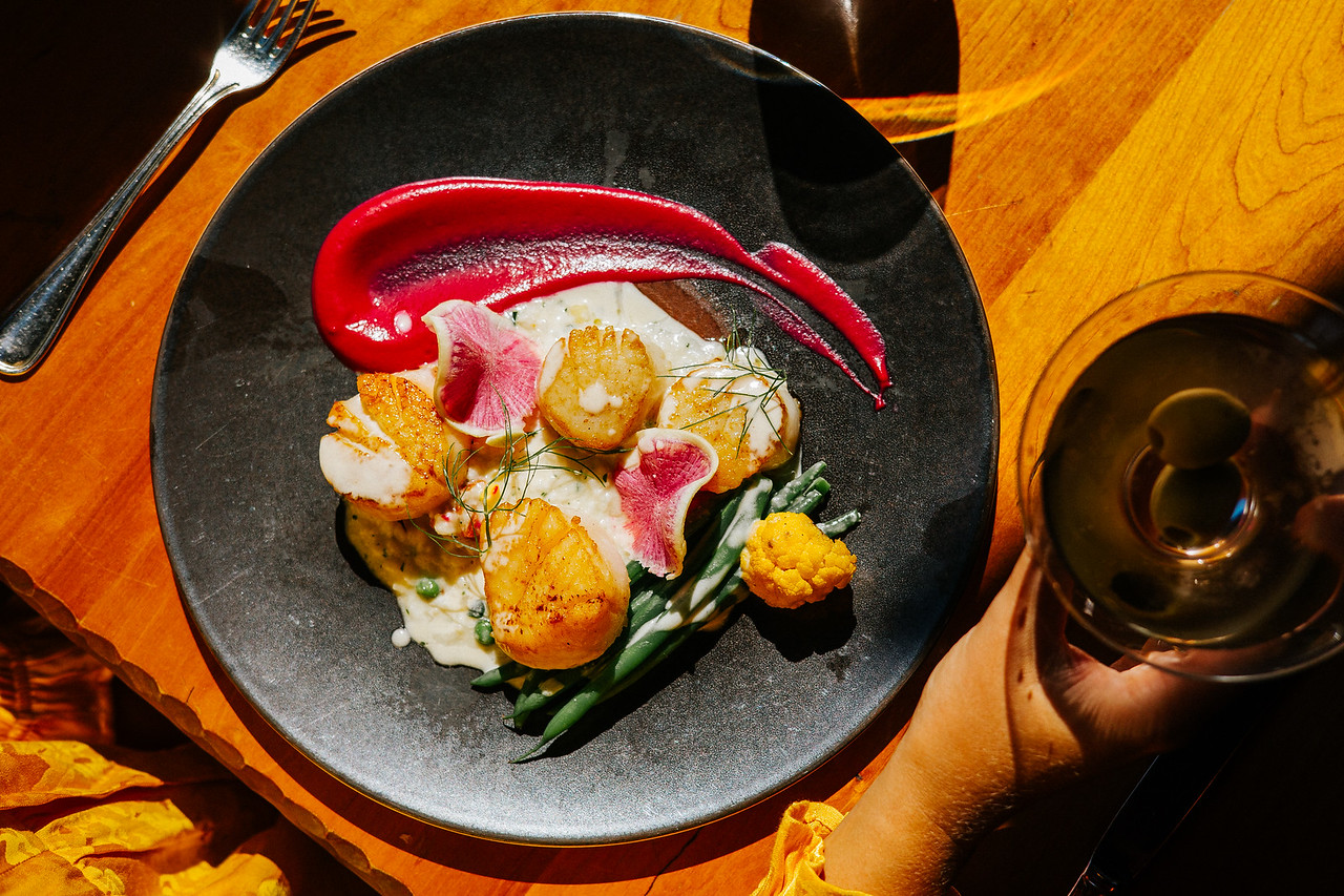 Lake Placid Lodge - Luxury ski hotel gallery image 10 showing alpine architecture, interior design, or mountain views