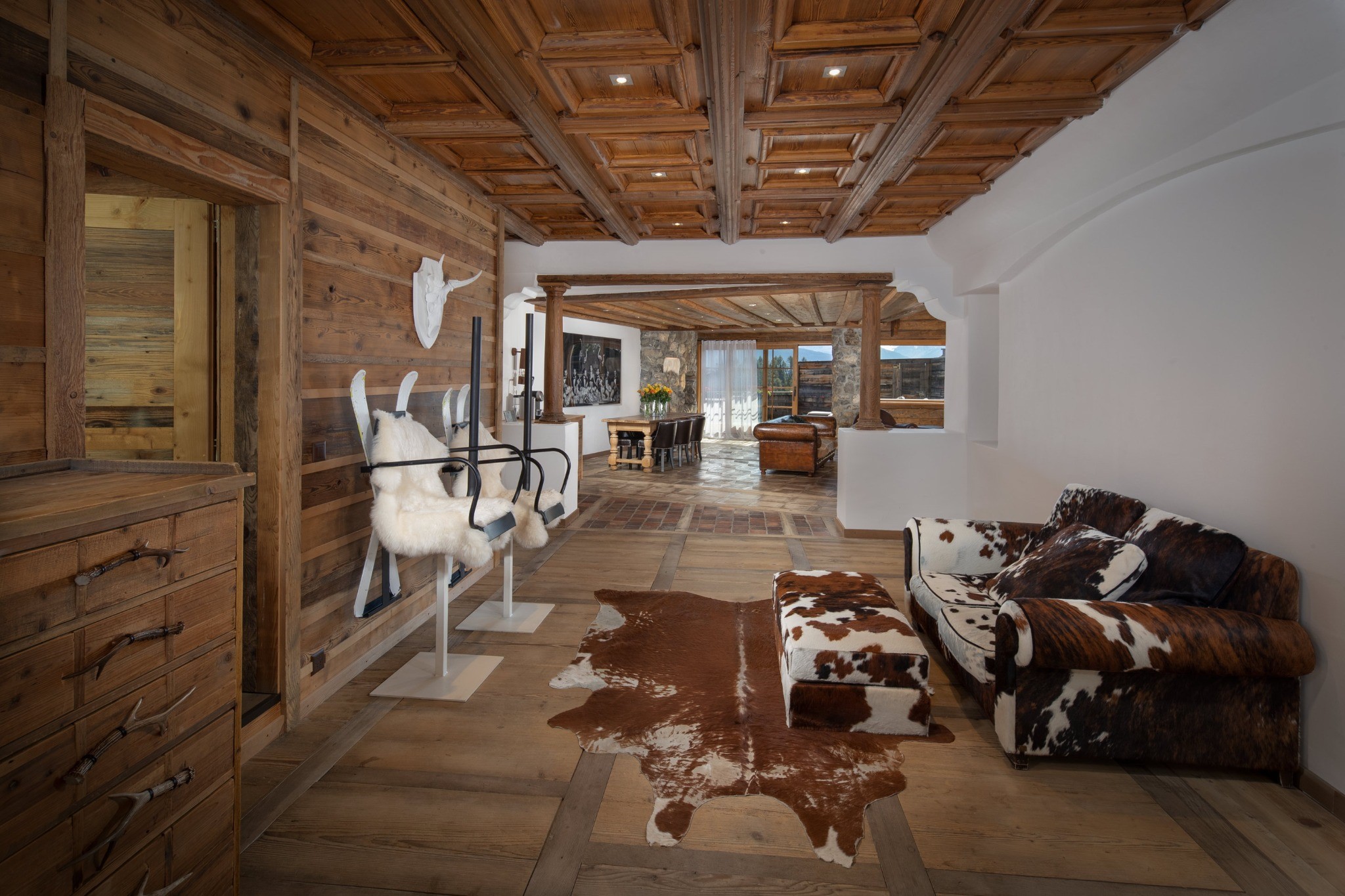 Hostellerie du Pas de l’Ours - Luxury ski hotel gallery image 12 showing alpine architecture, interior design, or mountain views