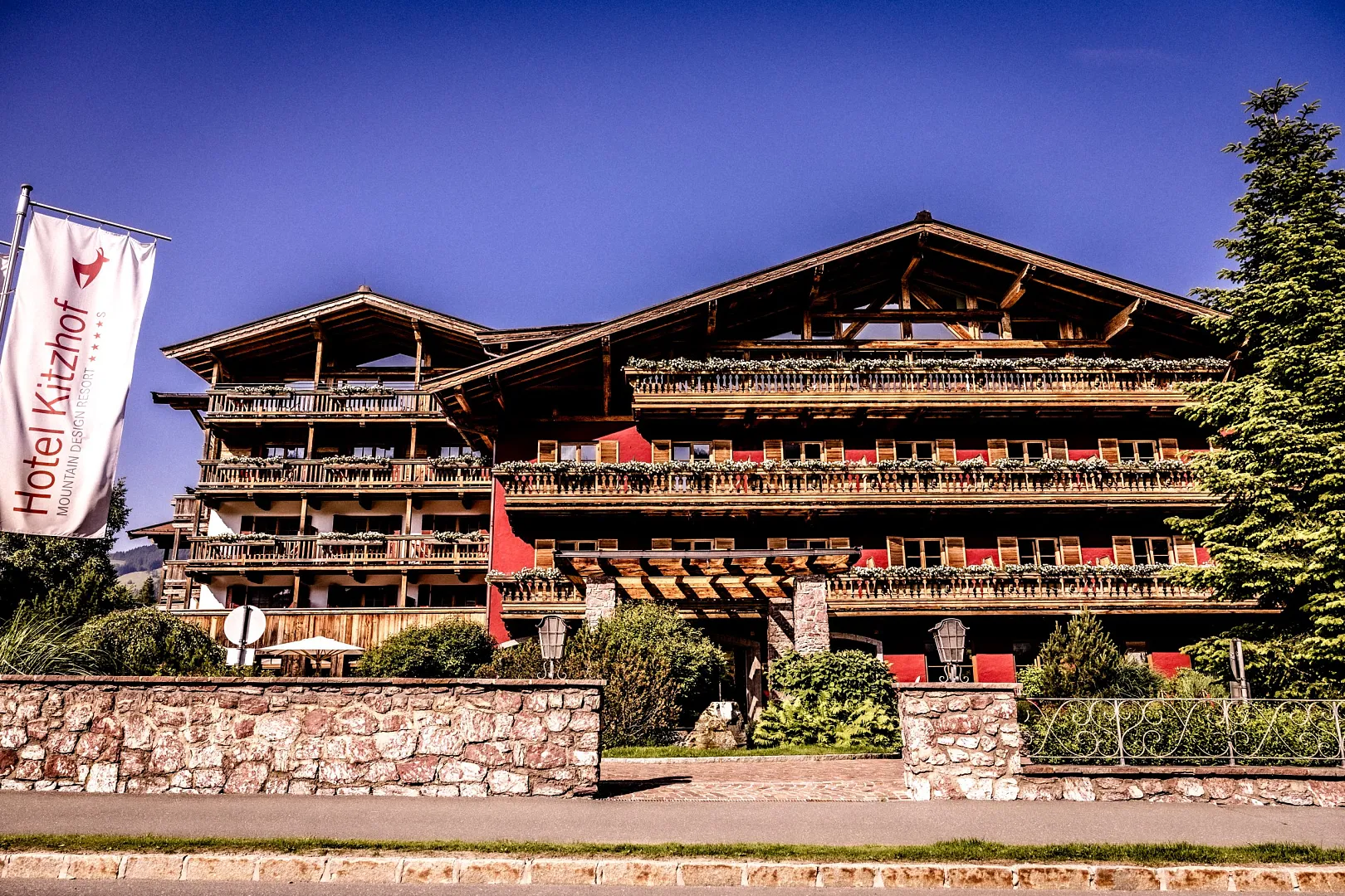 Hotel Kitzhof Mountain Design Resort - Luxury ski hotel gallery image 2 showing alpine architecture, interior design, or mountain views