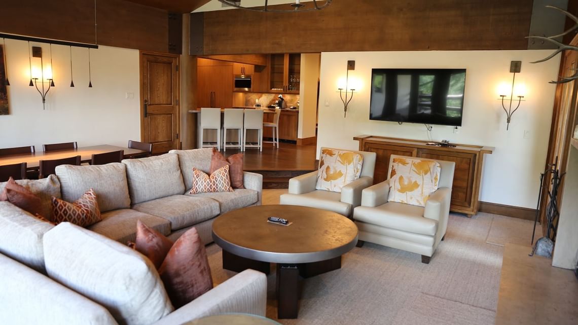 Stein Eriksen Lodge - Luxury ski hotel gallery image 18 showing alpine architecture, interior design, or mountain views