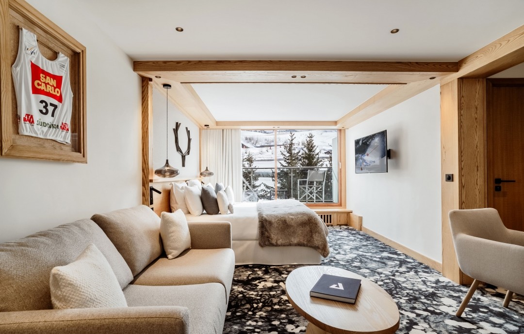 Annapurna - Luxury ski hotel gallery image 10 showing alpine architecture, interior design, or mountain views