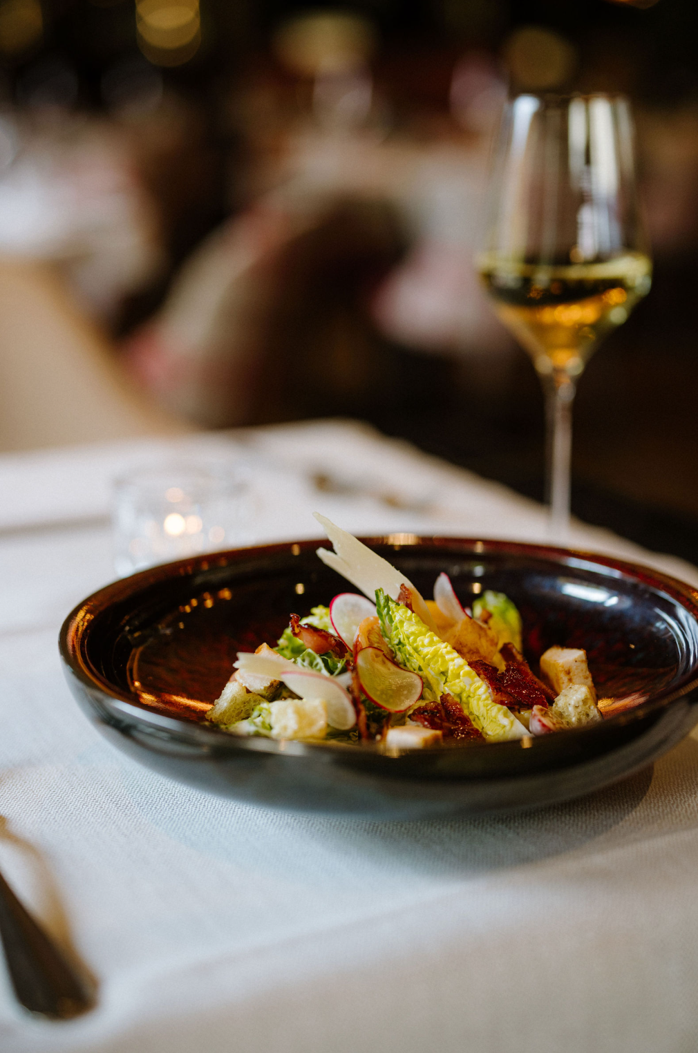 Bergwelt Grindelwald - Alpine Design Resort - Luxury ski hotel gallery image 14 showing alpine architecture, interior design, or mountain views