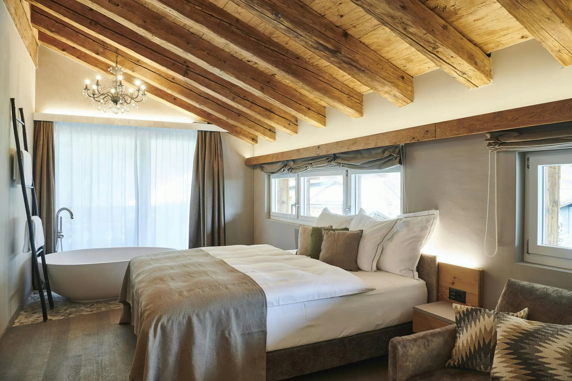 Boutique Hotel Matthiol - Luxury ski hotel gallery image 12 showing alpine architecture, interior design, or mountain views