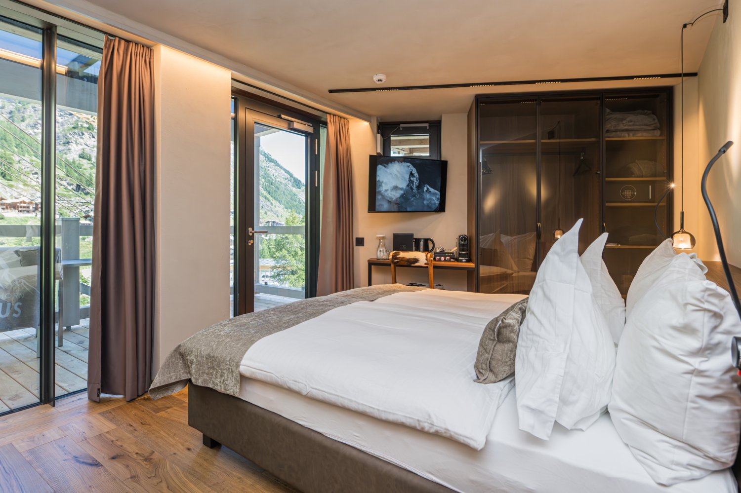 Matterhorn FOCUS - Luxury ski hotel gallery image 15 showing alpine architecture, interior design, or mountain views