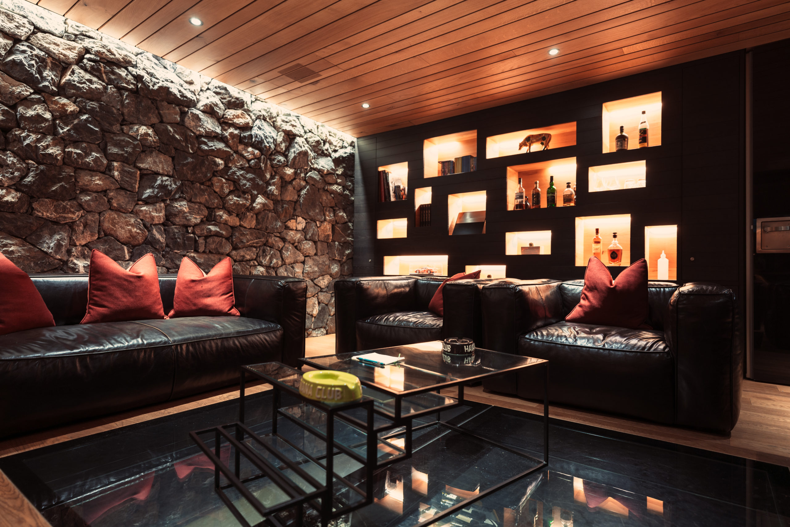 Chetzeron - Luxury ski hotel gallery image 11 showing alpine architecture, interior design, or mountain views