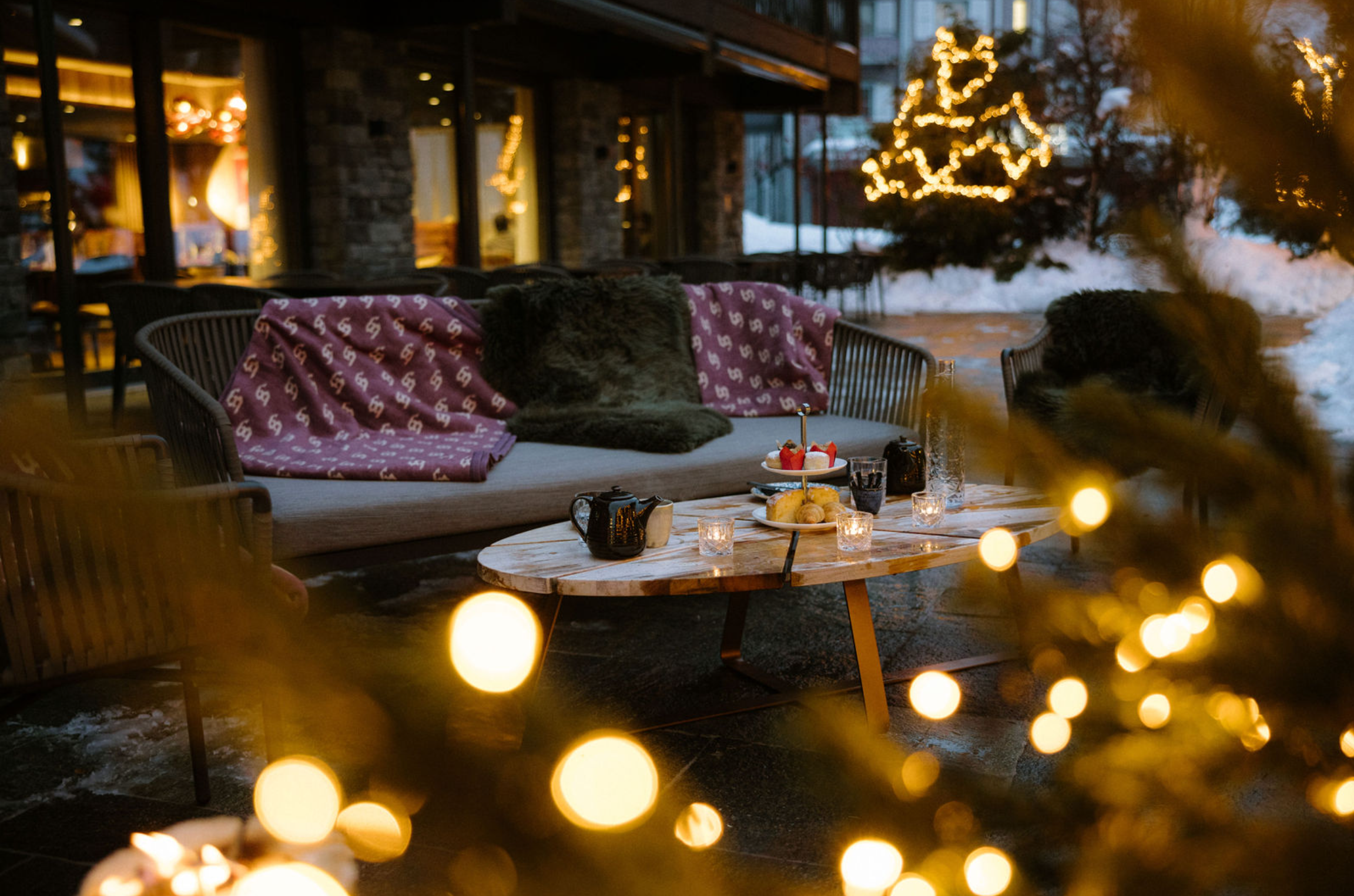 Bergwelt Grindelwald - Alpine Design Resort - Luxury ski hotel gallery image 2 showing alpine architecture, interior design, or mountain views