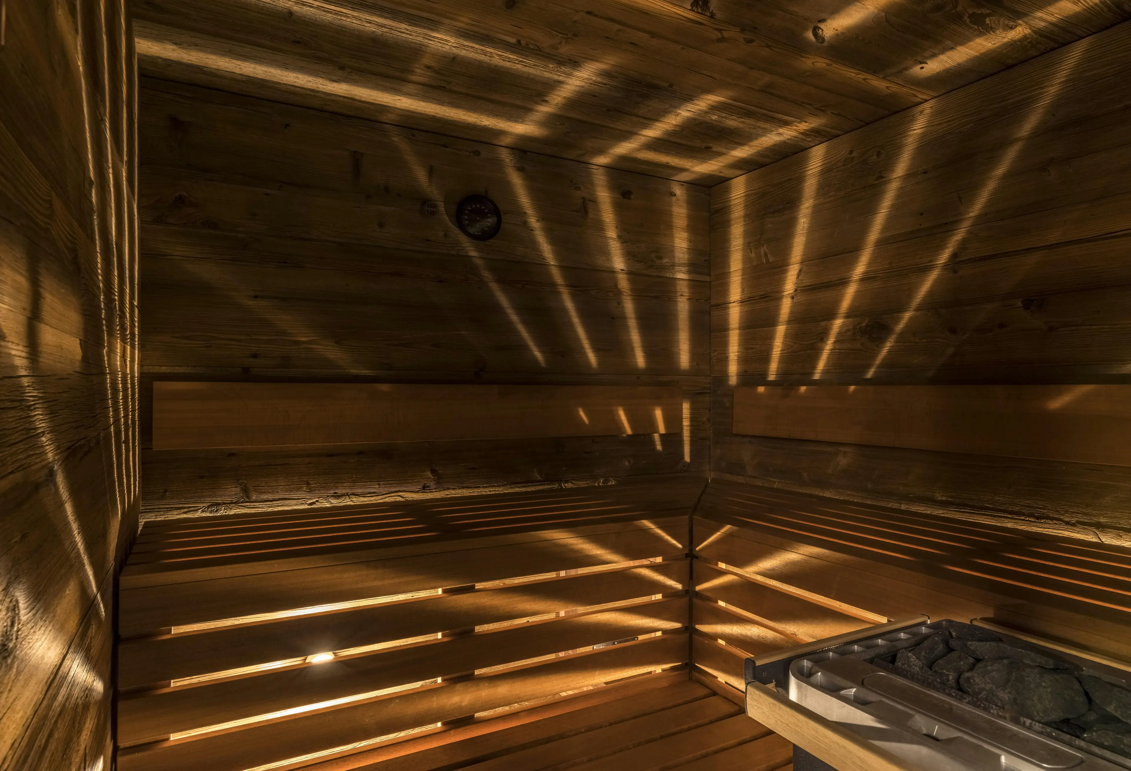 Boutique Hotel Matthiol - Luxury ski hotel gallery image 7 showing alpine architecture, interior design, or mountain views