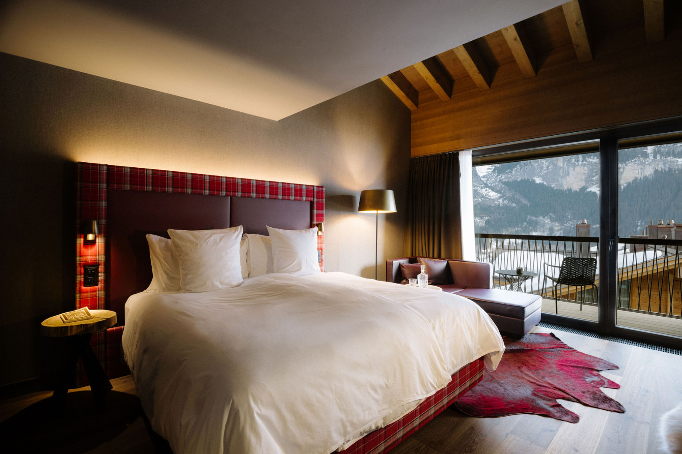 Bergwelt Grindelwald - Alpine Design Resort - Luxury ski hotel gallery image 10 showing alpine architecture, interior design, or mountain views