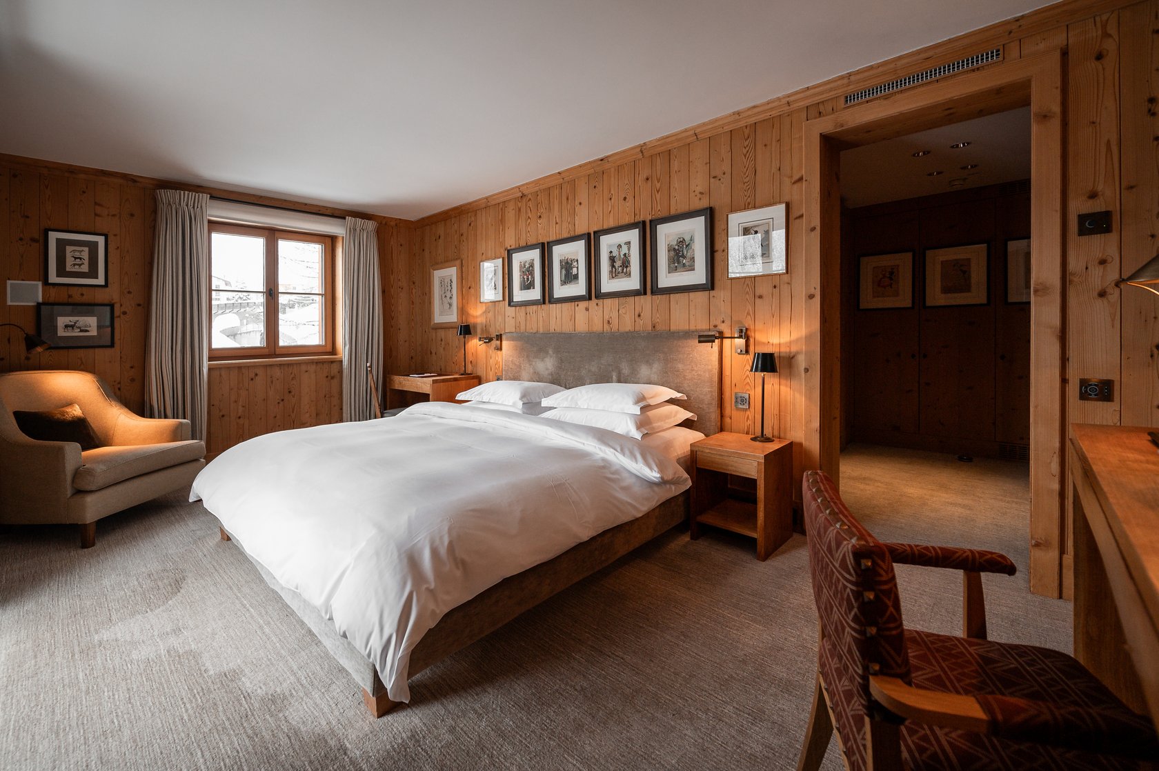 Aurelio Hotel - Luxury ski hotel gallery image 13 showing alpine architecture, interior design, or mountain views