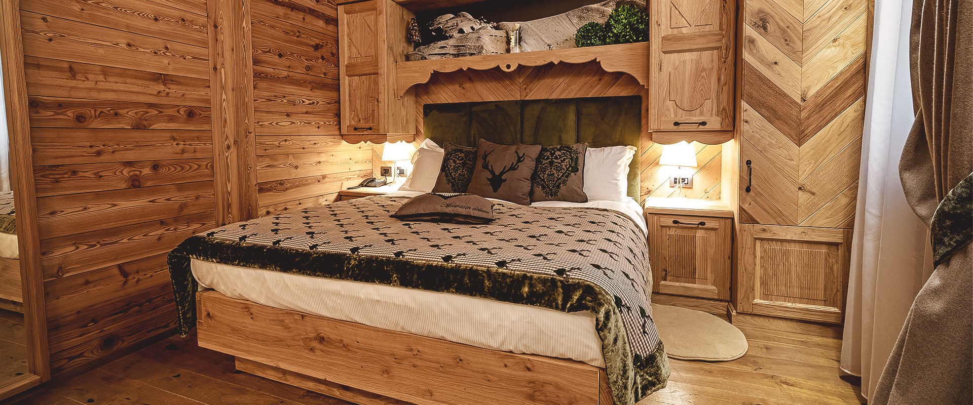 Fiocco di Neve Relais & Spa - Luxury ski hotel gallery image 20 showing alpine architecture, interior design, or mountain views