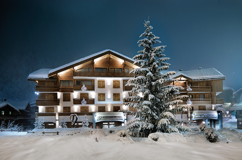 Au Cœur du Village - Luxury ski hotel gallery image 20 showing alpine architecture, interior design, or mountain views