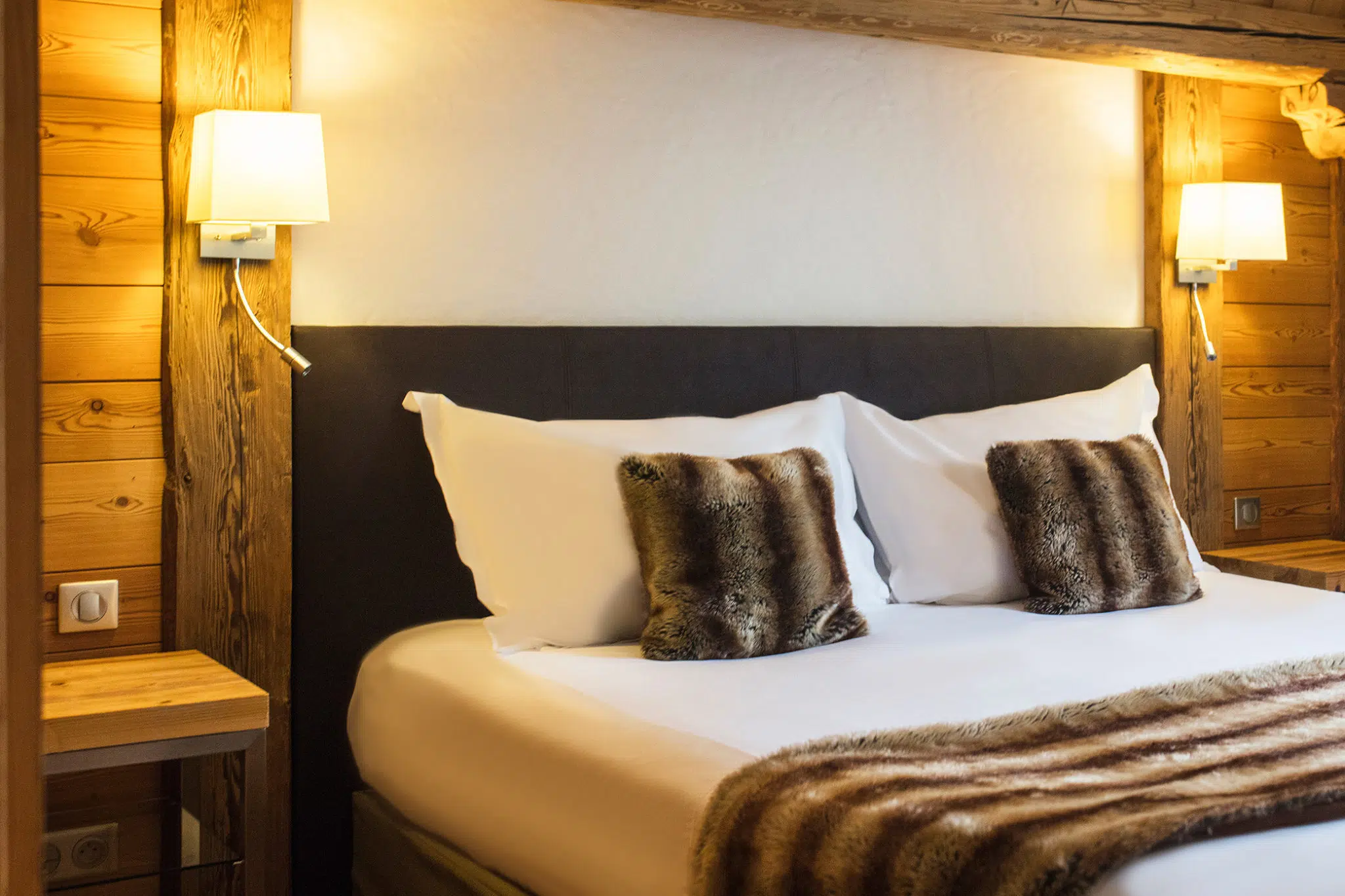 Au Cœur du Village - Luxury ski hotel gallery image 15 showing alpine architecture, interior design, or mountain views