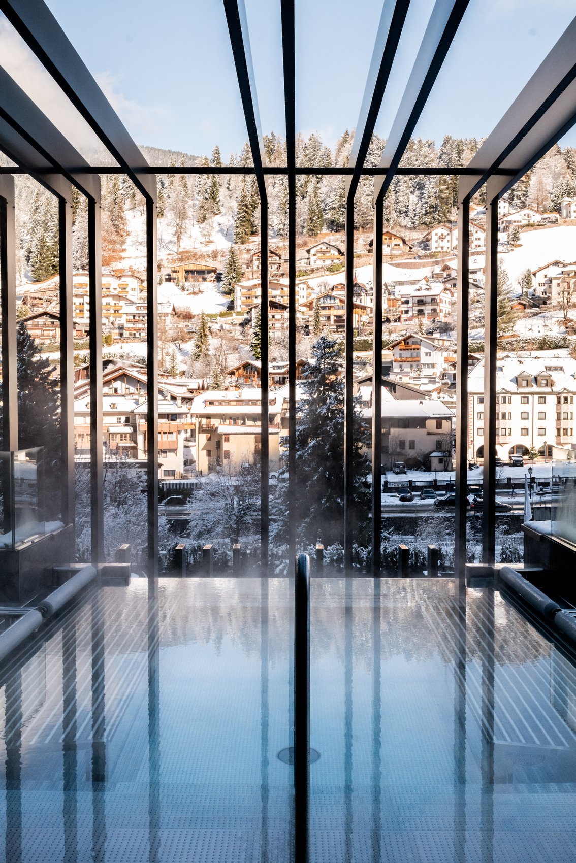 Gardena Grödnerhof Hotel & Spa - Luxury ski hotel gallery image 16 showing alpine architecture, interior design, or mountain views