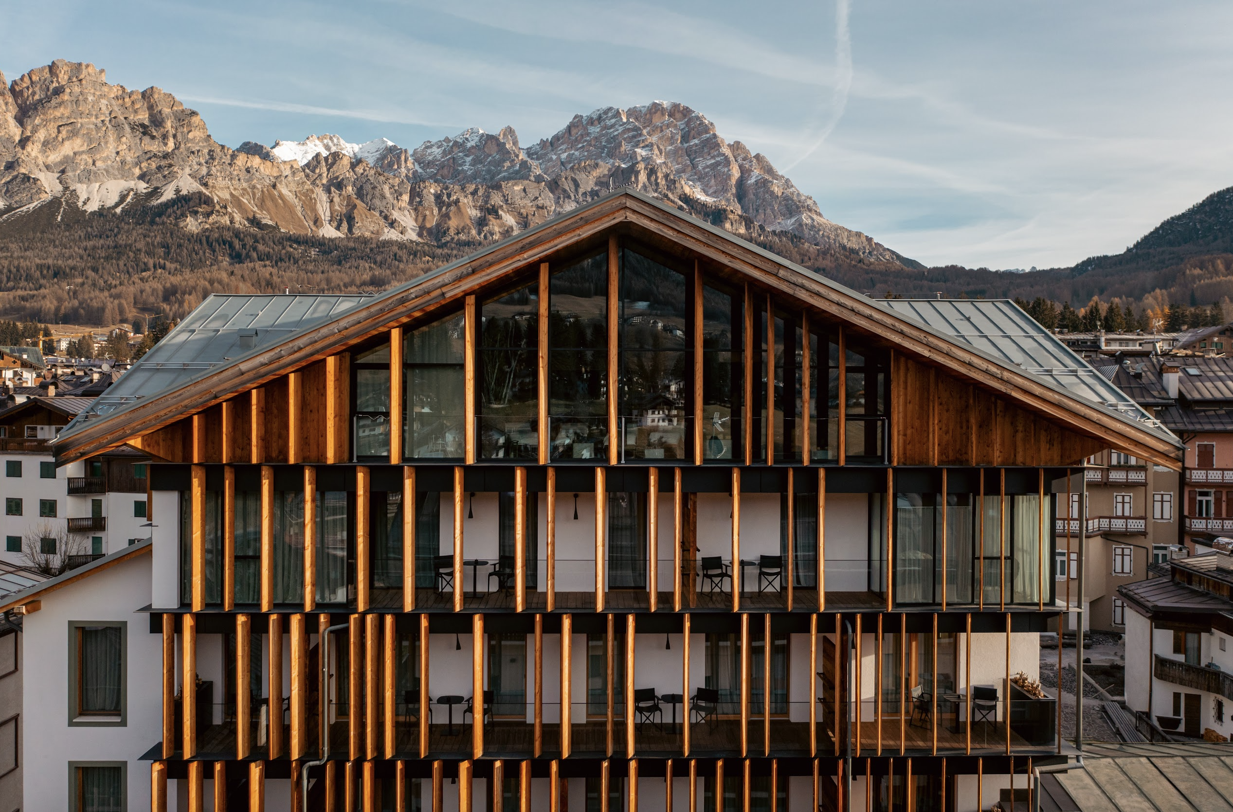 De LEN - luxury ski hotel in Cortina d'Ampezzo, Italy near Cortina d'Ampezzo Ski Resort