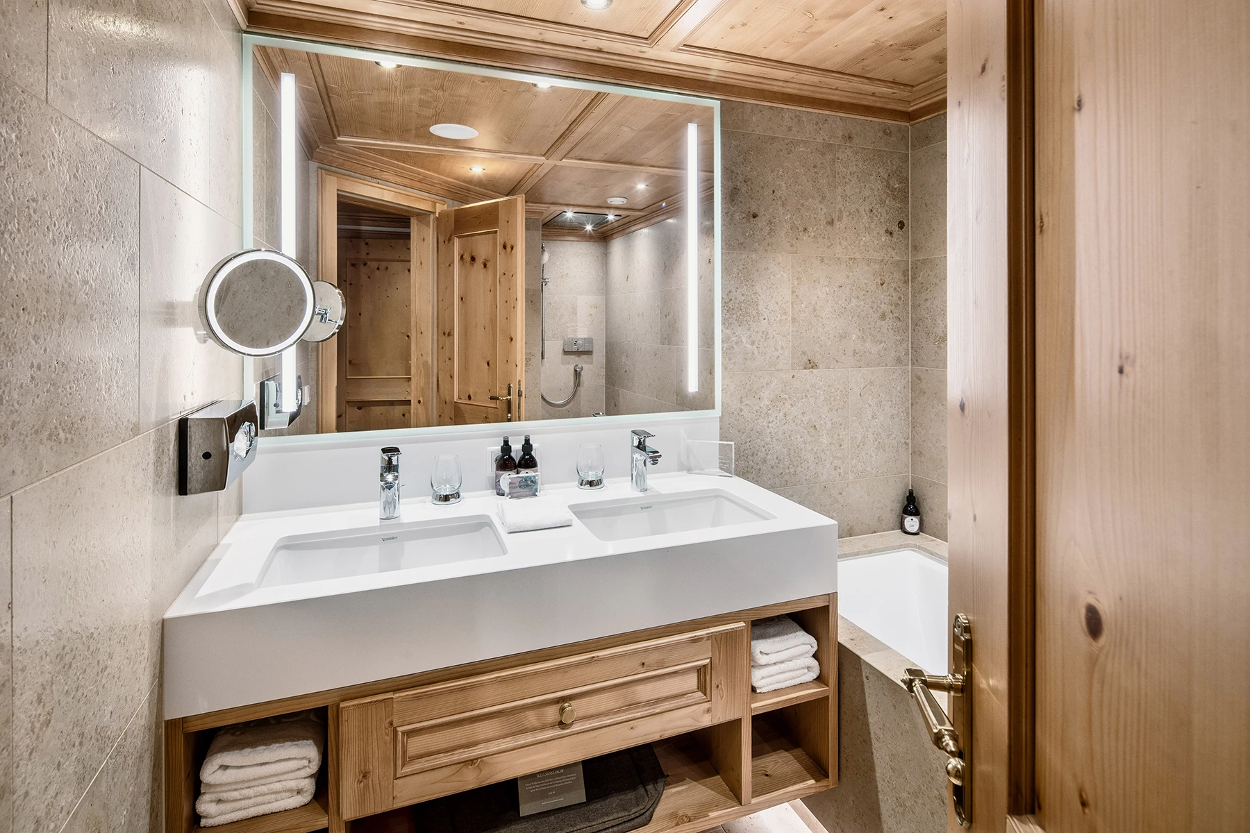 Burg Vital Resort - Luxury ski hotel gallery image 23 showing alpine architecture, interior design, or mountain views