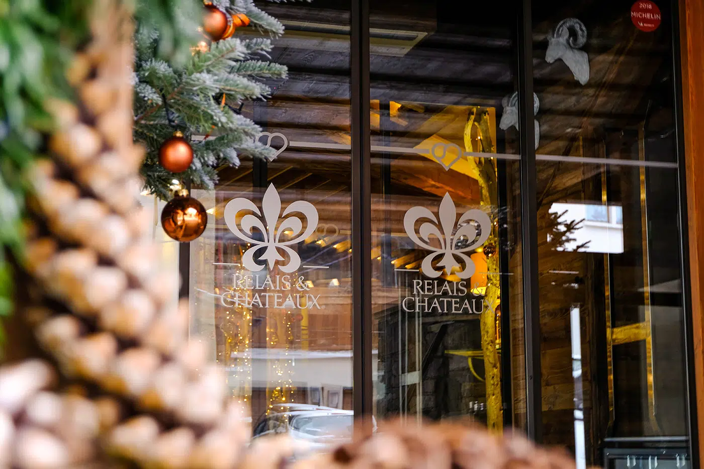 Au Cœur du Village - Luxury ski hotel gallery image 16 showing alpine architecture, interior design, or mountain views