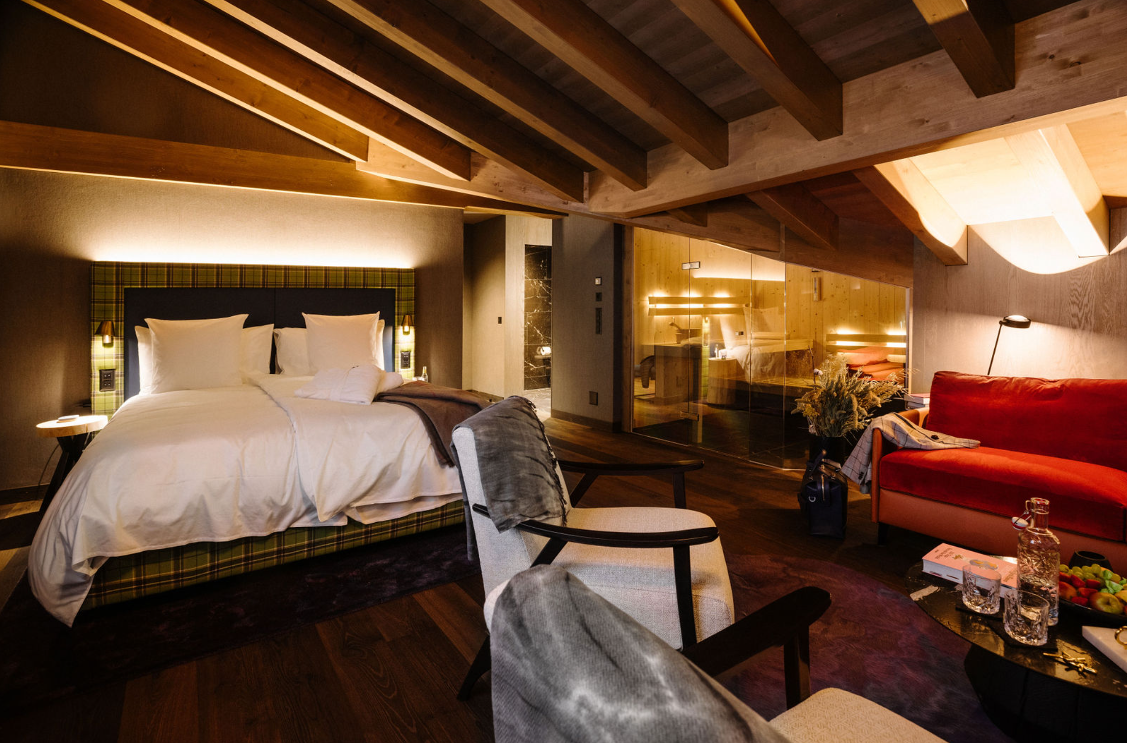 Bergwelt Grindelwald - Alpine Design Resort - Luxury ski hotel gallery image 13 showing alpine architecture, interior design, or mountain views