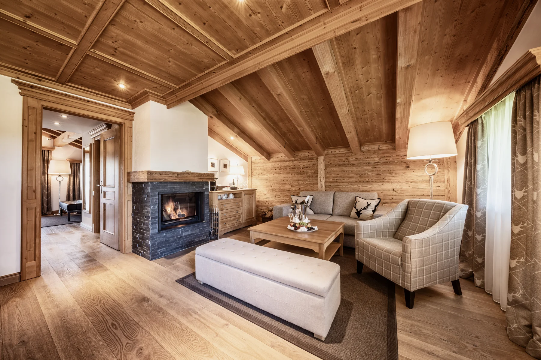 Burg Vital Resort - Luxury ski hotel gallery image 21 showing alpine architecture, interior design, or mountain views