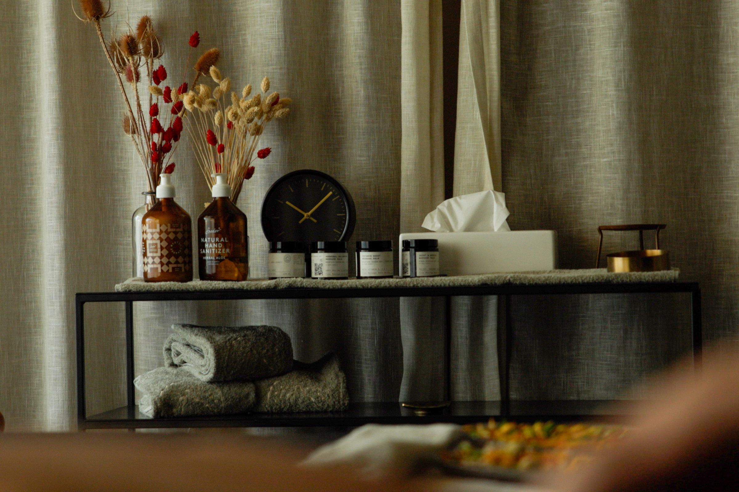 Cervo Mountain Resort - Luxury ski hotel gallery image 14 showing alpine architecture, interior design, or mountain views