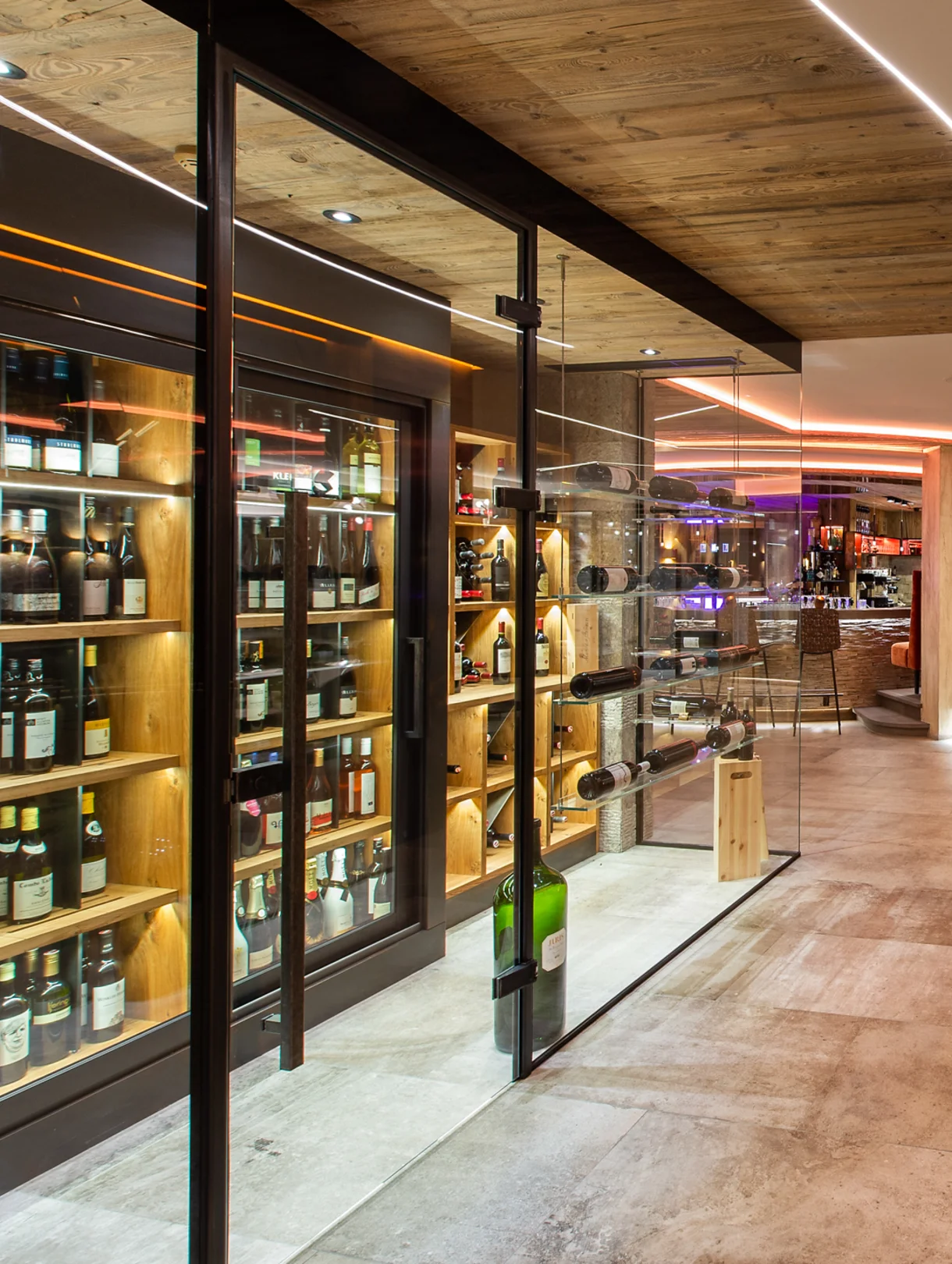 Hotel Alpin Spa Tuxerhof - Luxury ski hotel gallery image 13 showing alpine architecture, interior design, or mountain views