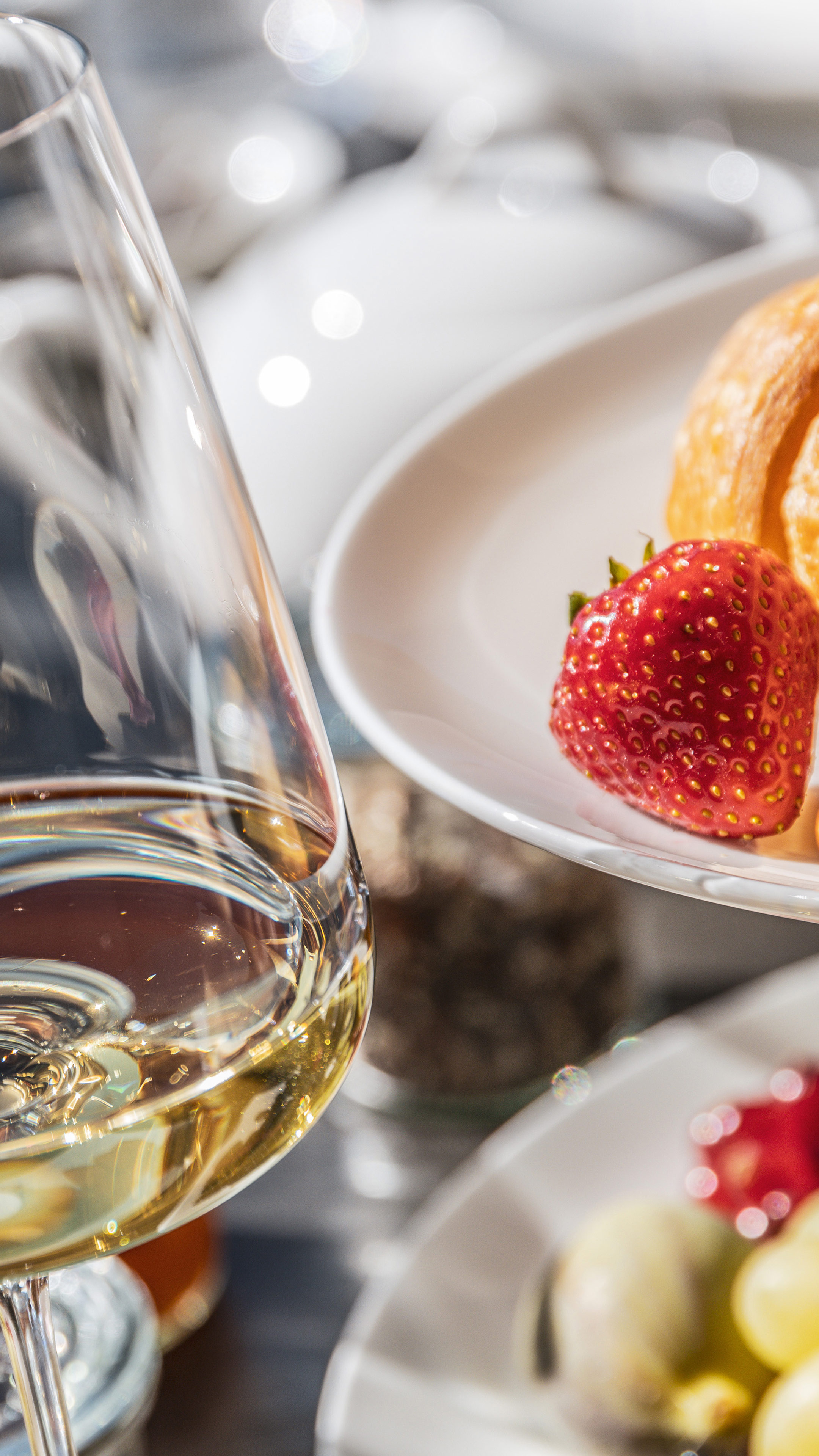 Arua Private Spa Villas - Luxury ski hotel gallery image 9 showing alpine architecture, interior design, or mountain views