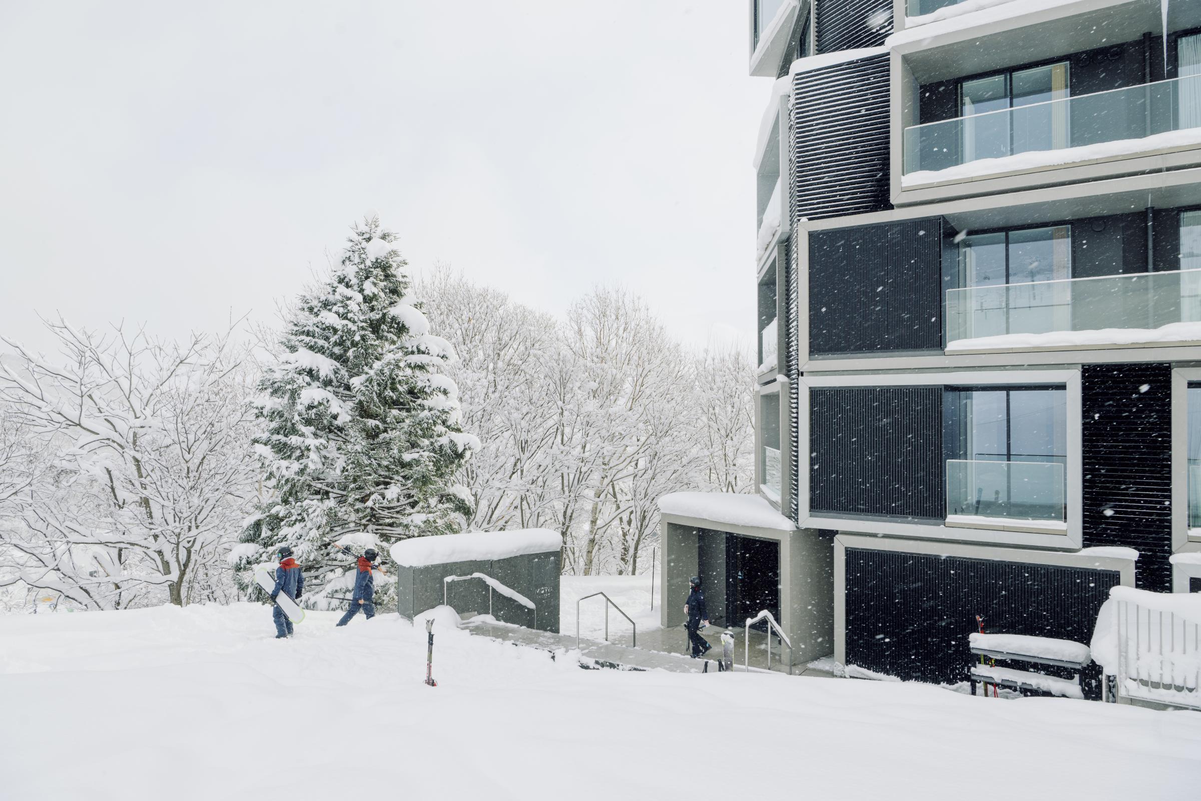 Muwa Niseko - Luxury ski hotel gallery image 19 showing alpine architecture, interior design, or mountain views