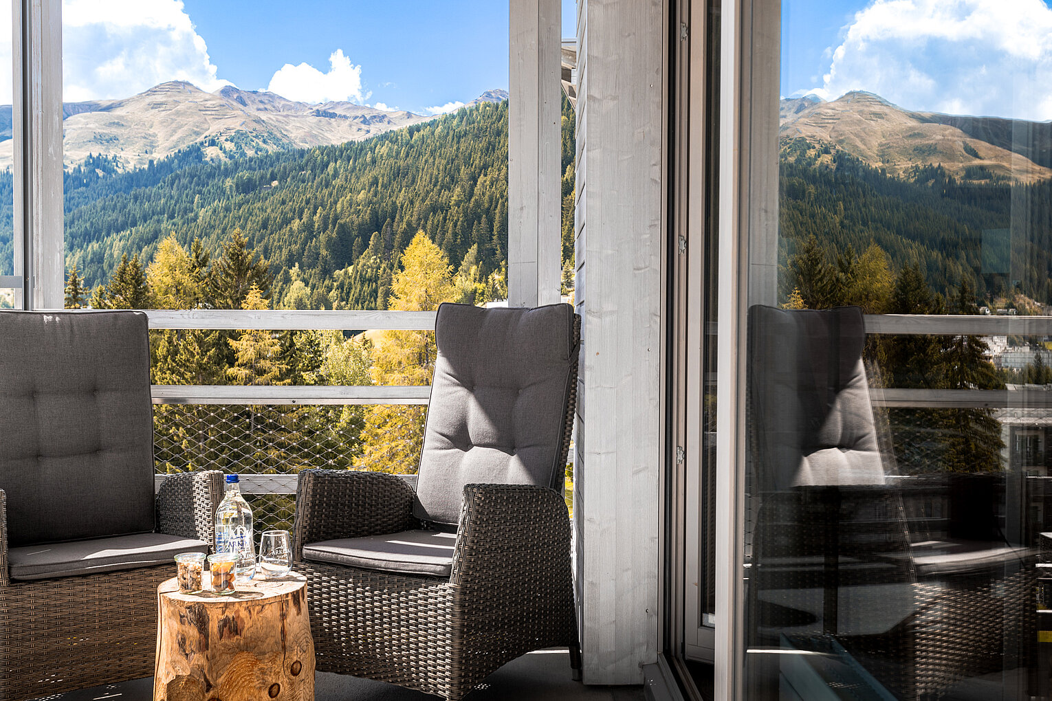 AMERON Davos Swiss Mountain Resort - Luxury ski hotel gallery image 8 showing alpine architecture, interior design, or mountain views
