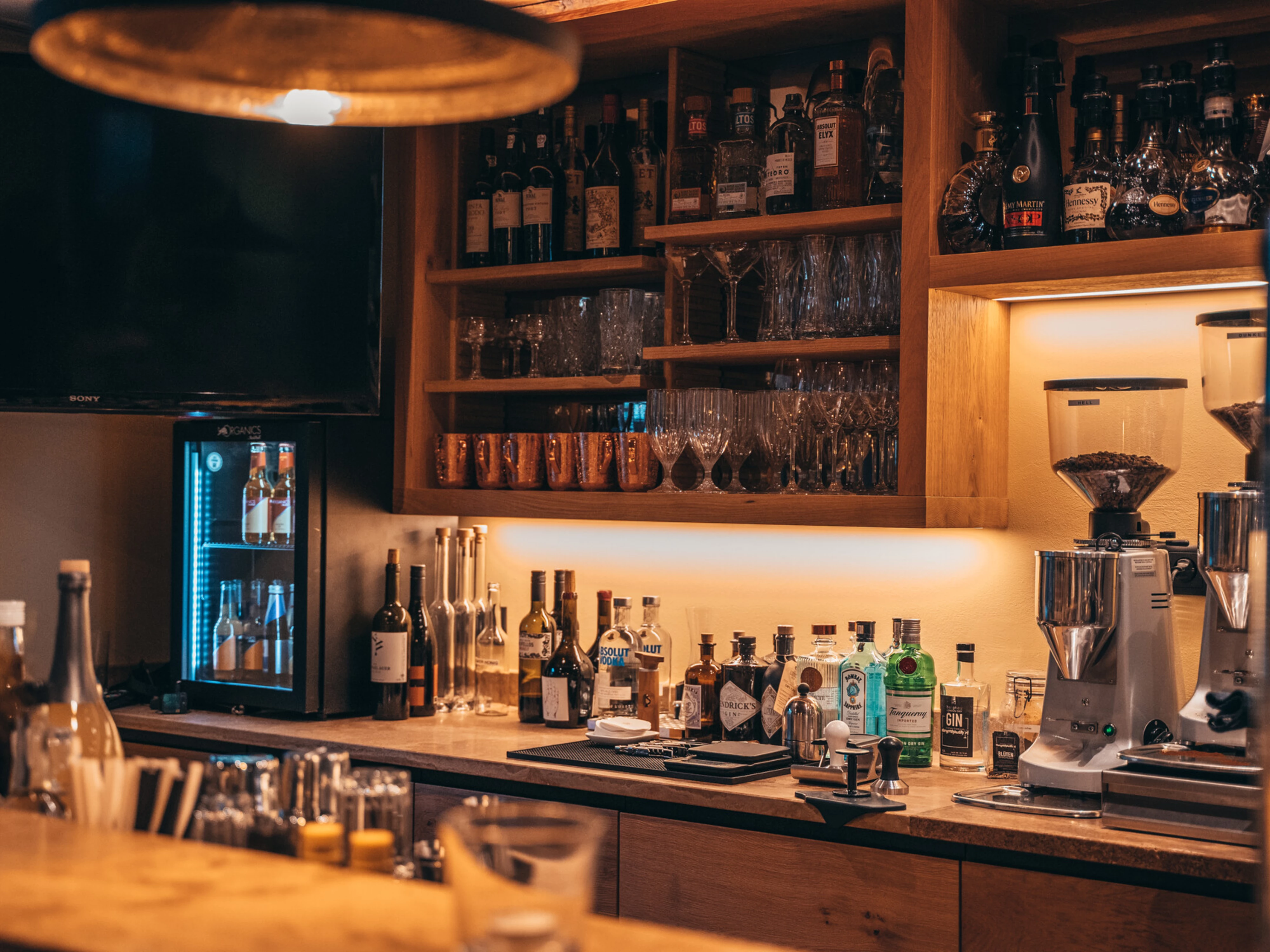 Das Posthotel - Luxury ski hotel gallery image 6 showing alpine architecture, interior design, or mountain views